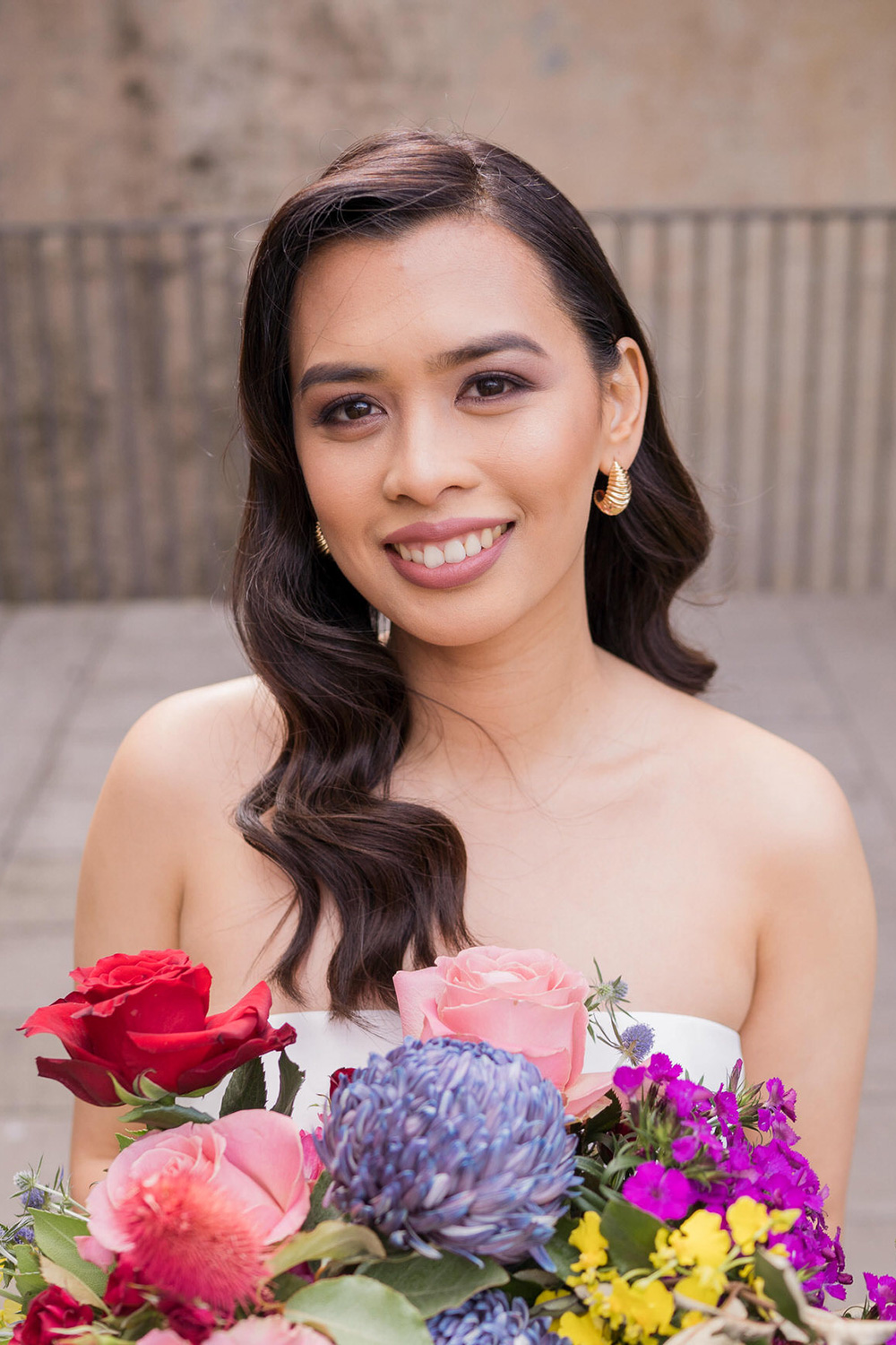 Ara Jorge Elegant Traditional Wedding Gold Hat Photography SBS 003