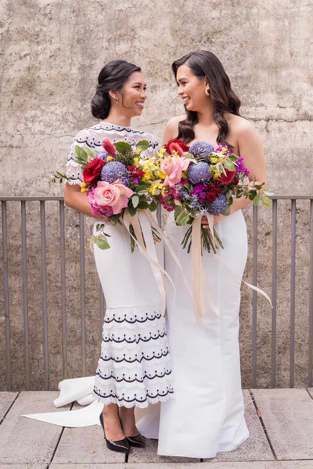 Ara Jorge Elegant Traditional Wedding Gold Hat Photography SBS 006