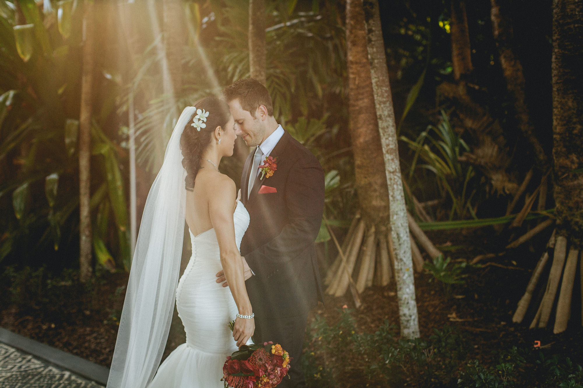 Aundrea_Dan_Tropical-Chic-Wedding_035