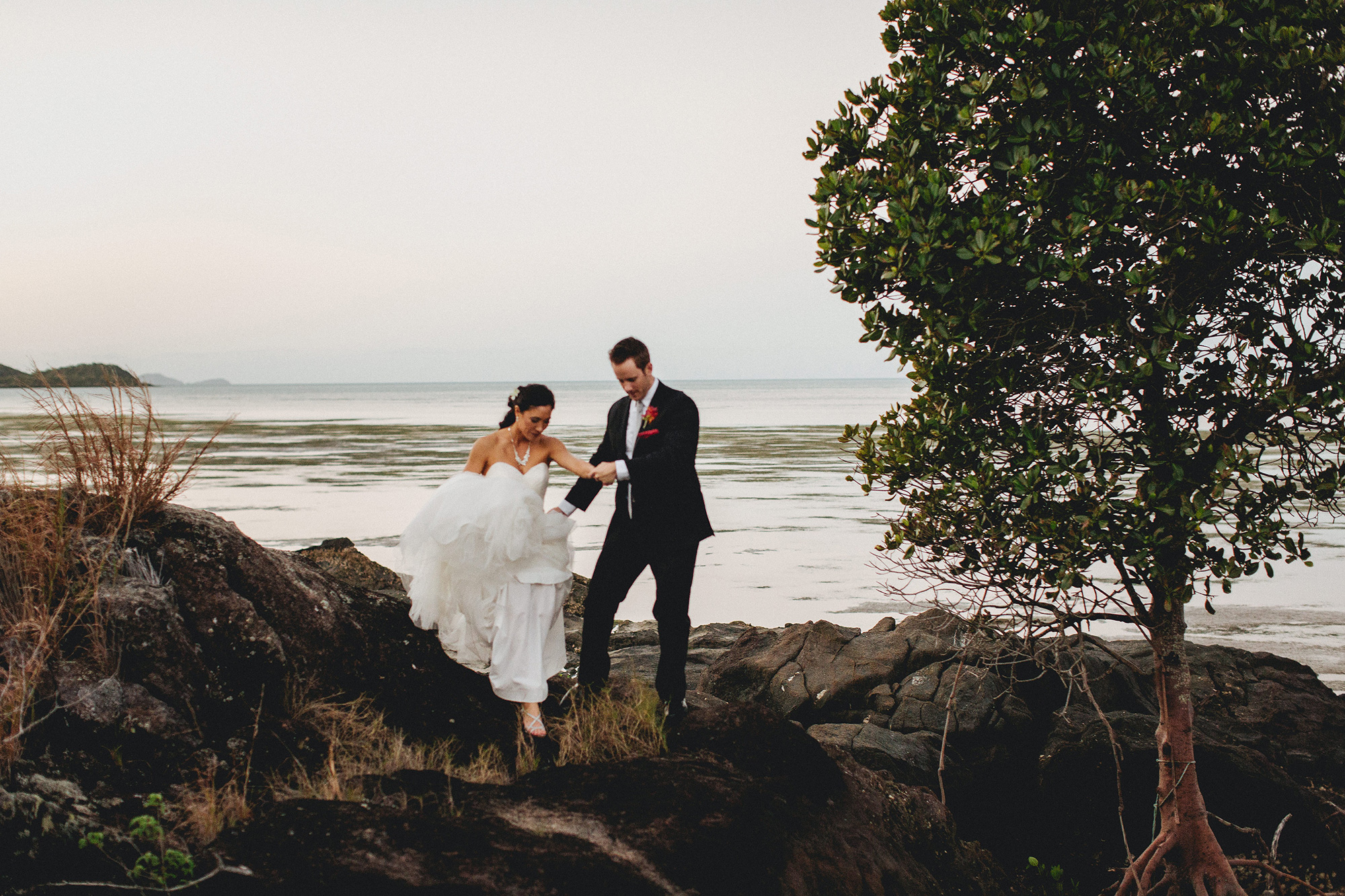 Aundrea_Dan_Tropical-Chic-Wedding_045