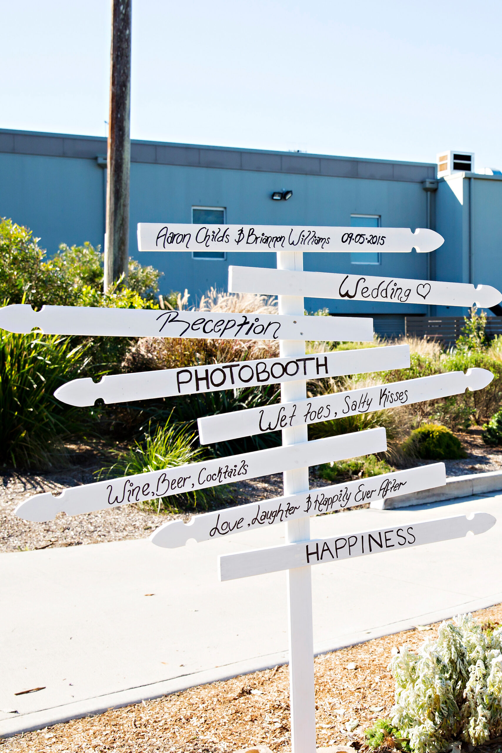 Briannon_Aaron_Shelly-Beach-Wedding_SBS_003