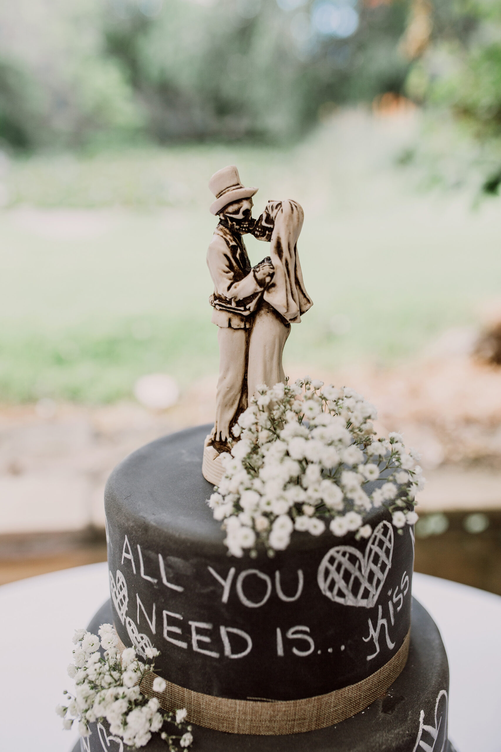 Caitlyn_Brenton_Rustic-Wedding_043