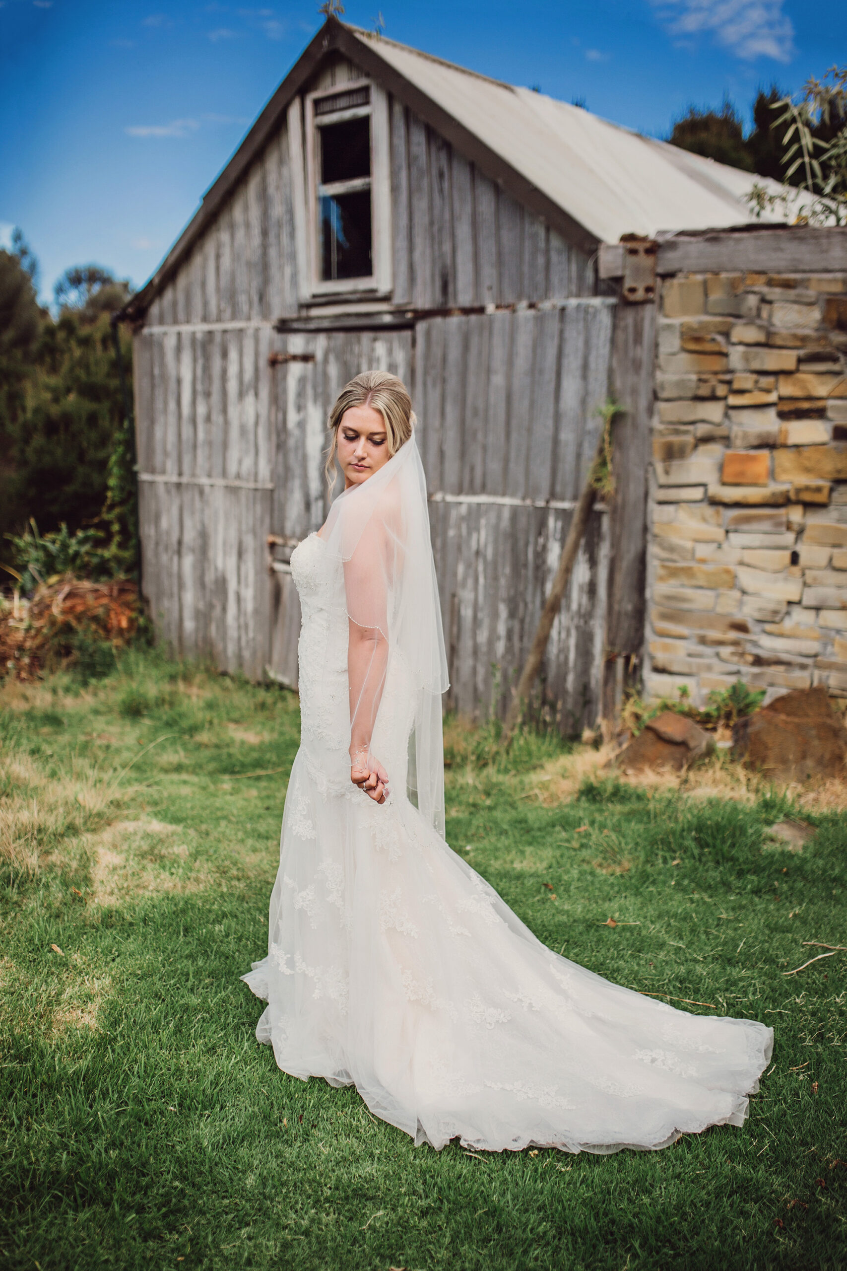 Caitlyn_Brenton_Rustic-Wedding_SBS_013