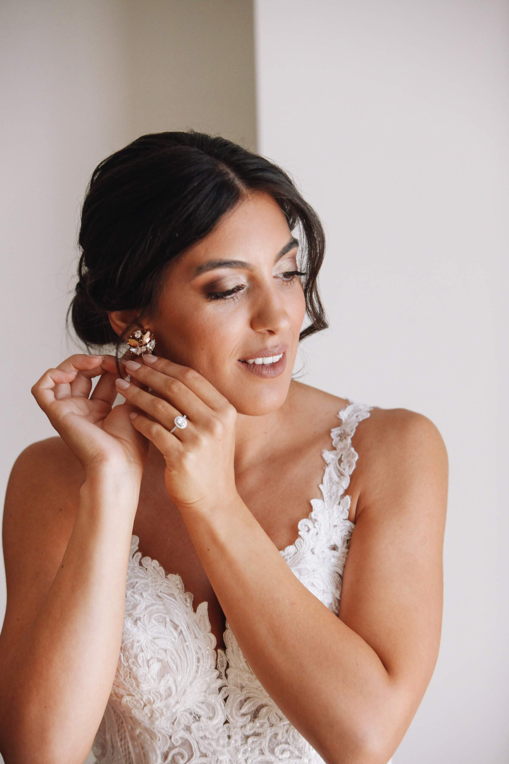 Carla Bruno Elegant White Wedding Panache Photography SBS 005 scaled