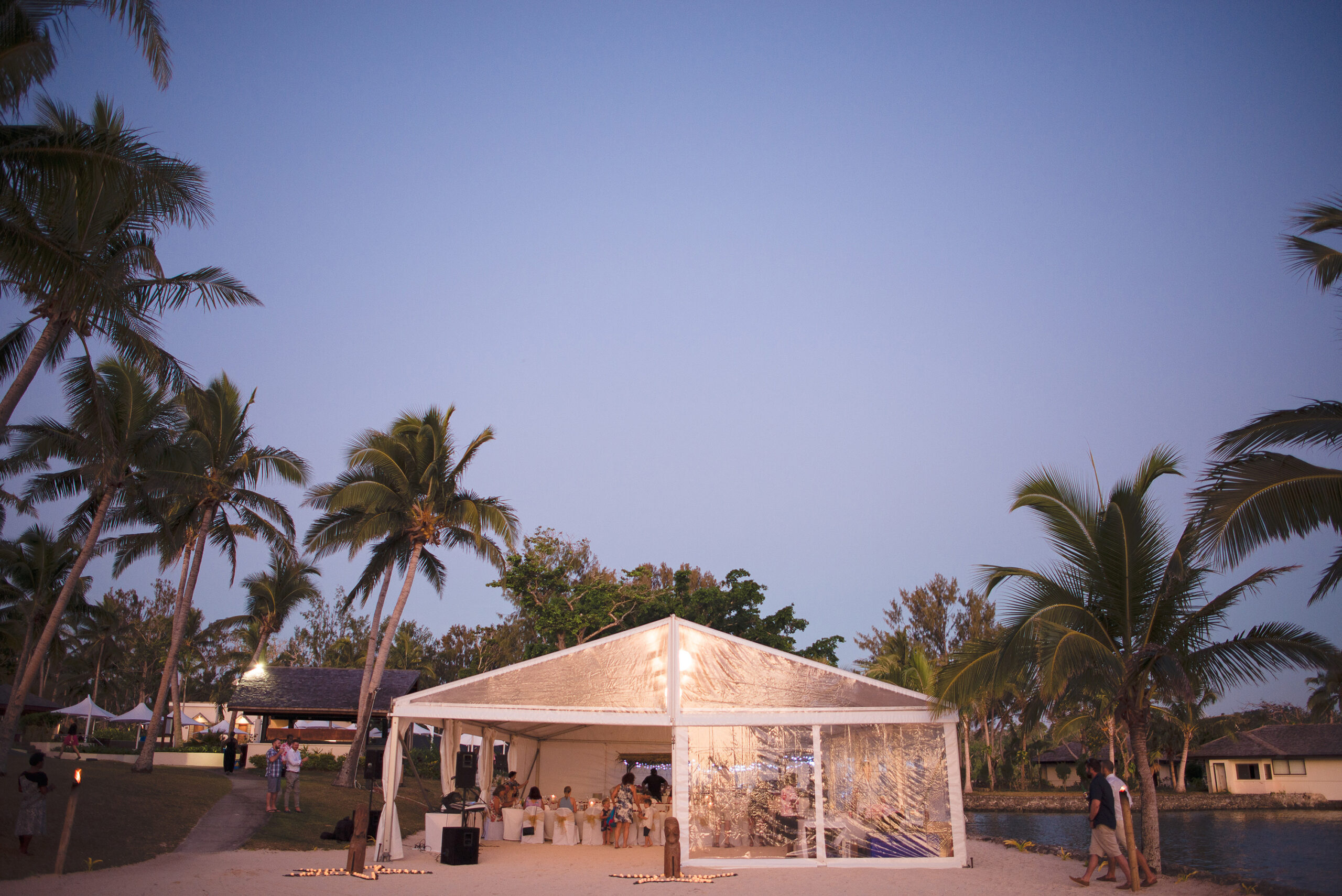 Carol_Tom_Groovy-Banana_Destination-Wedding_032
