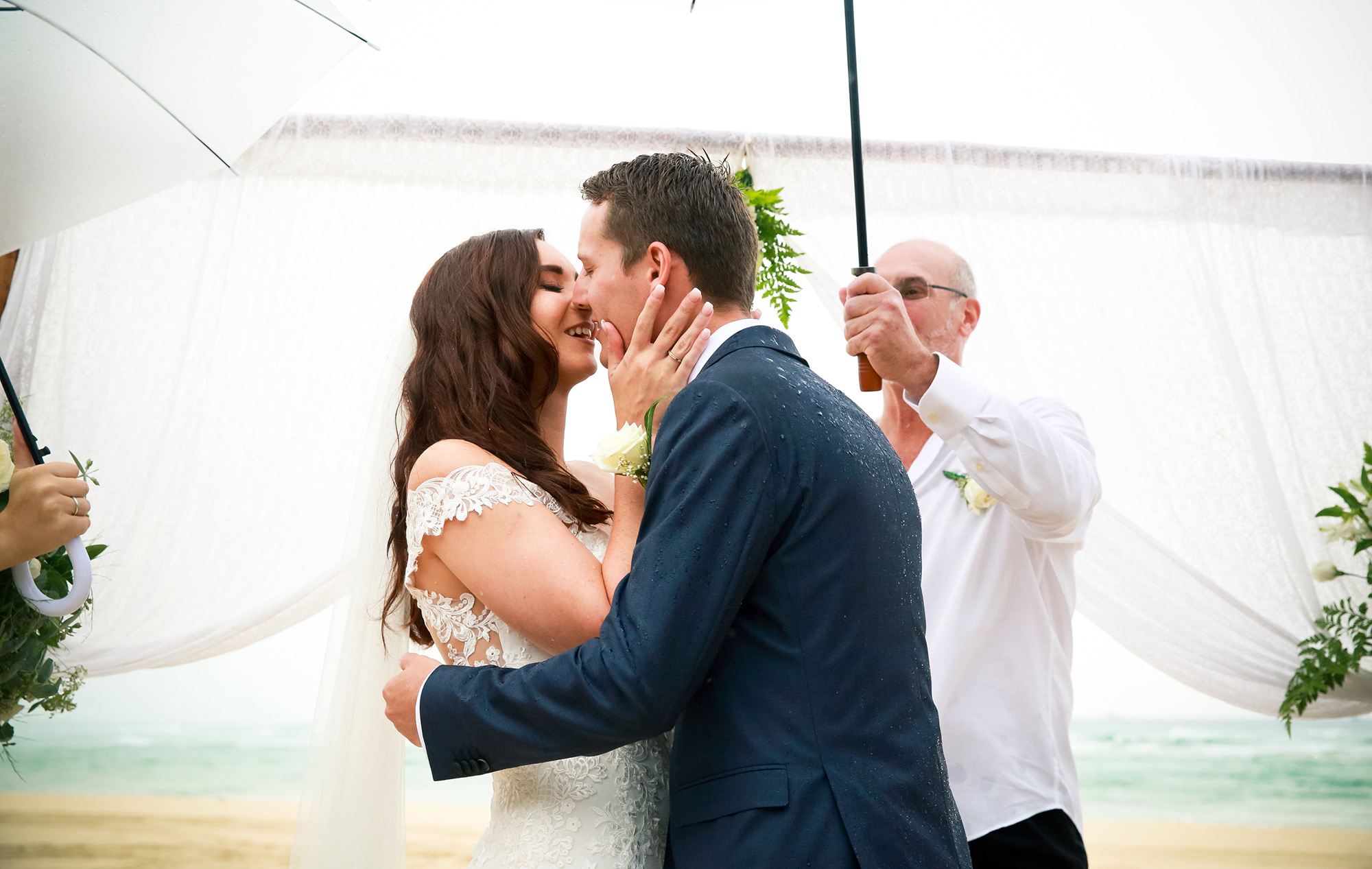 Cassandra Michael Elegant Classic Wedding Mitchell J Carlin Photography 028