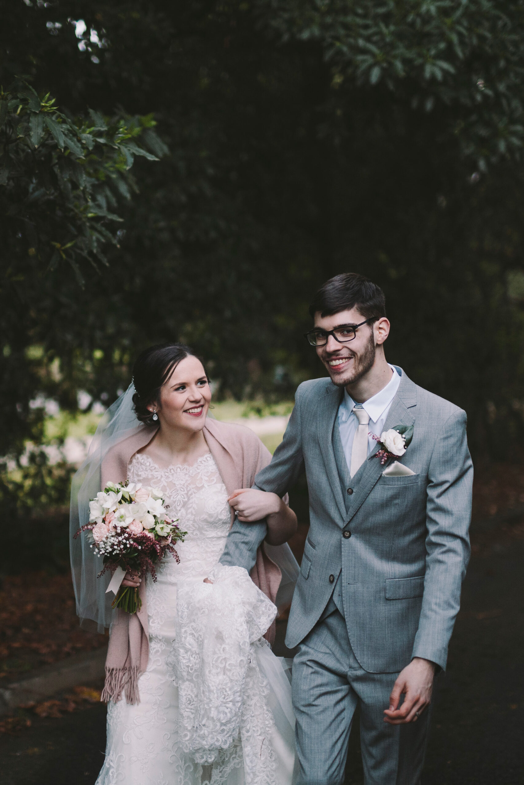 Catherine_Luke_Rustic-Garden-Wedding_Lavan-Photography_SBS_020