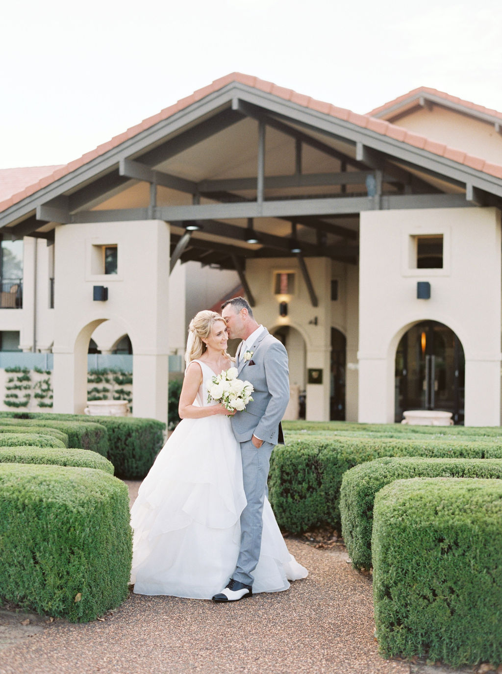 Chateau Elan Helicopter Wedding Photo by Sheri McMahon Lisa and James Florals by Trille Floral 46