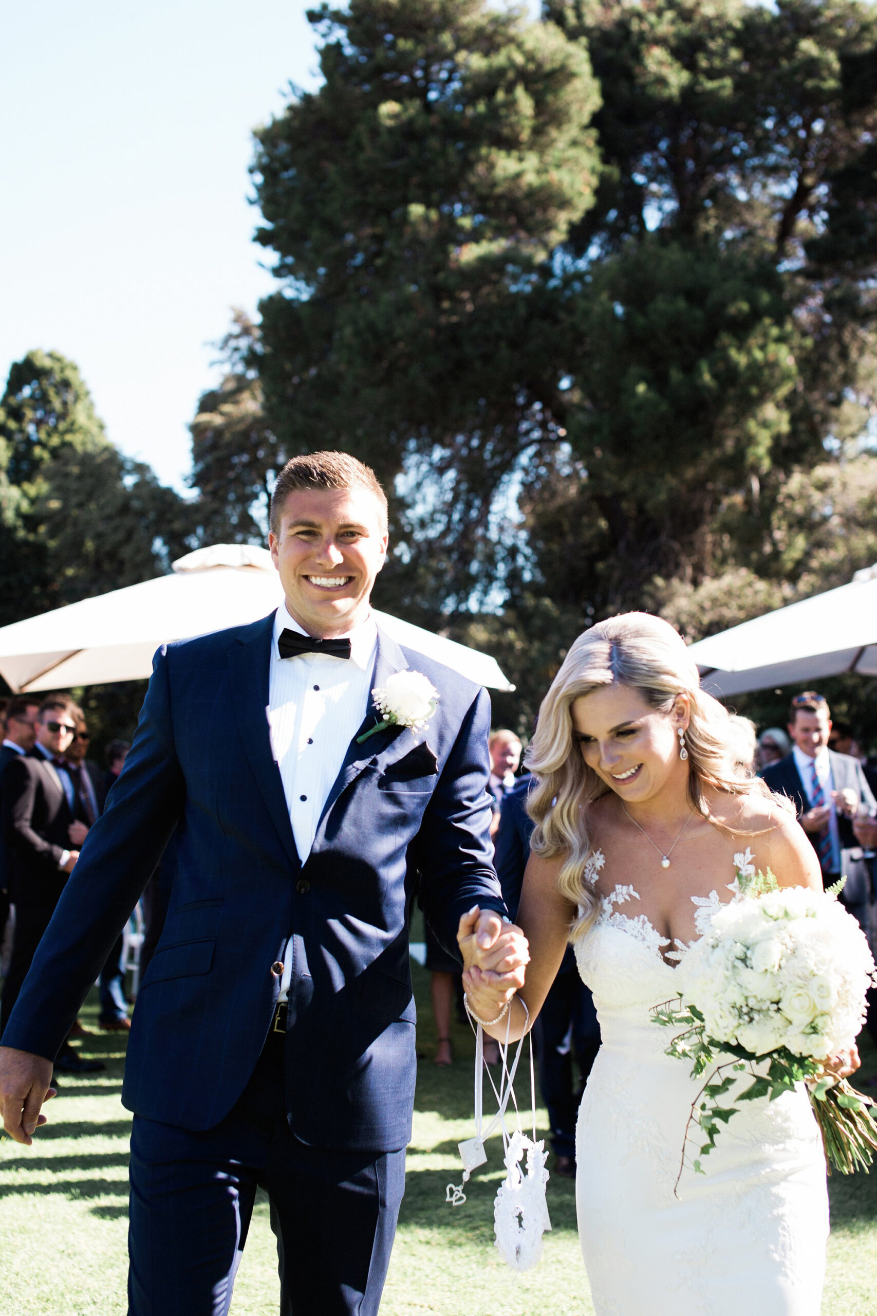 Chelsea_Chris_Elegant-Mansion-Wedding_020