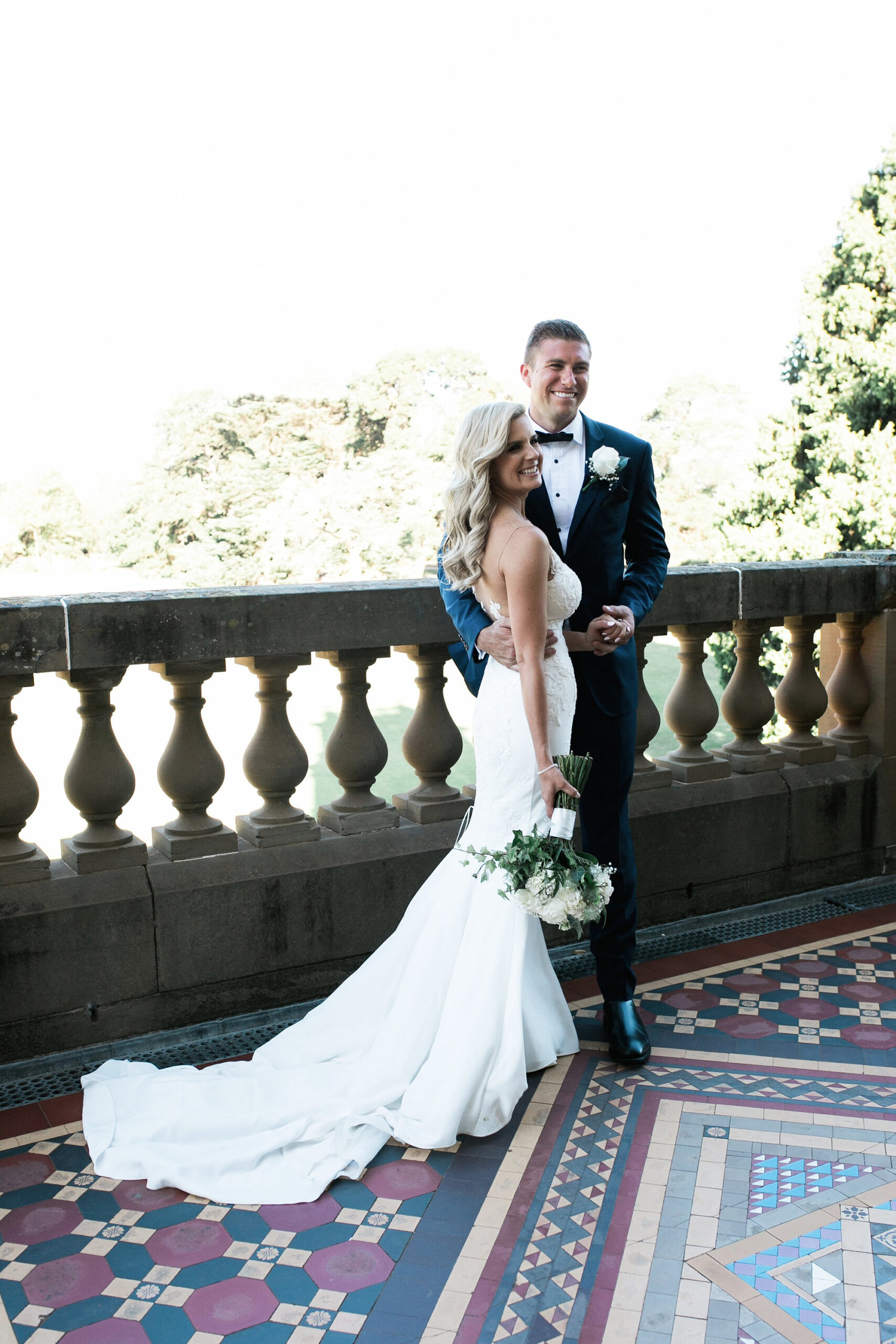 Chelsea_Chris_Elegant-Mansion-Wedding_030