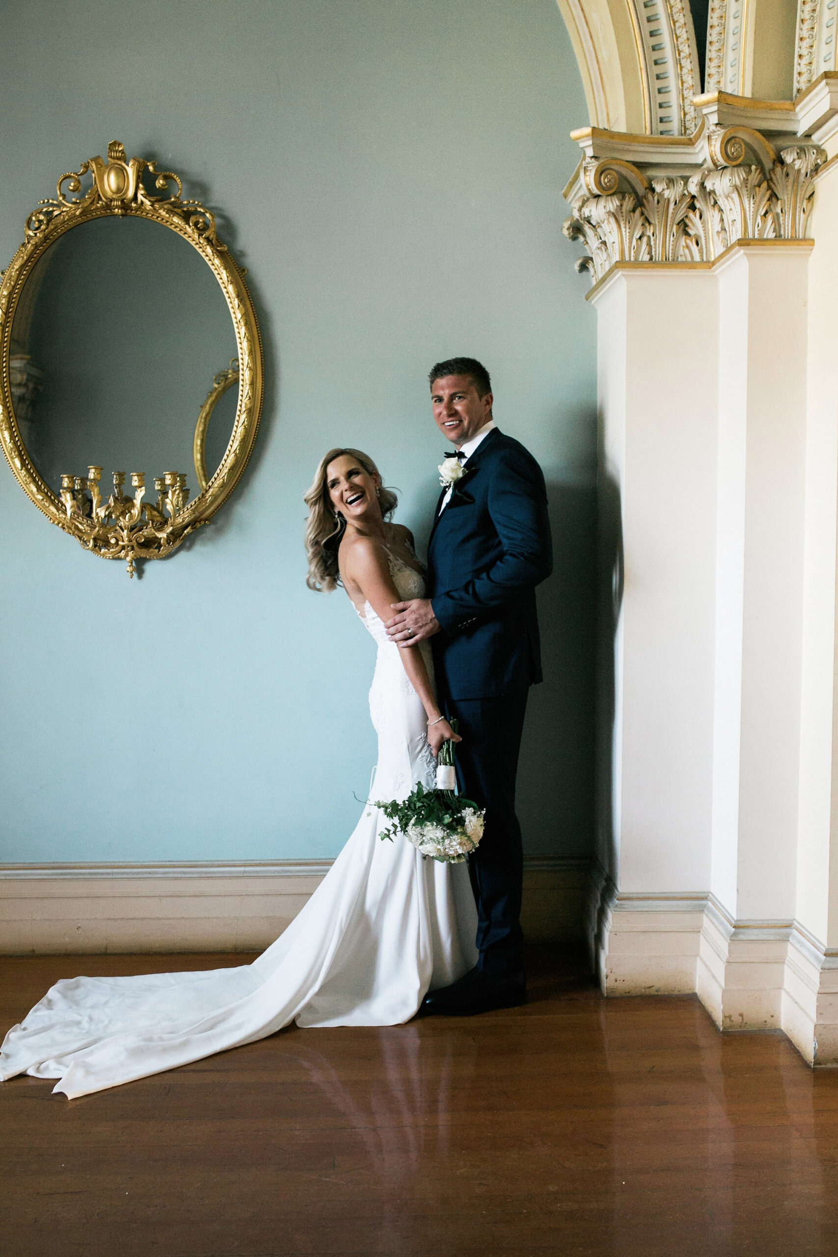 Chelsea_Chris_Elegant-Mansion-Wedding_034