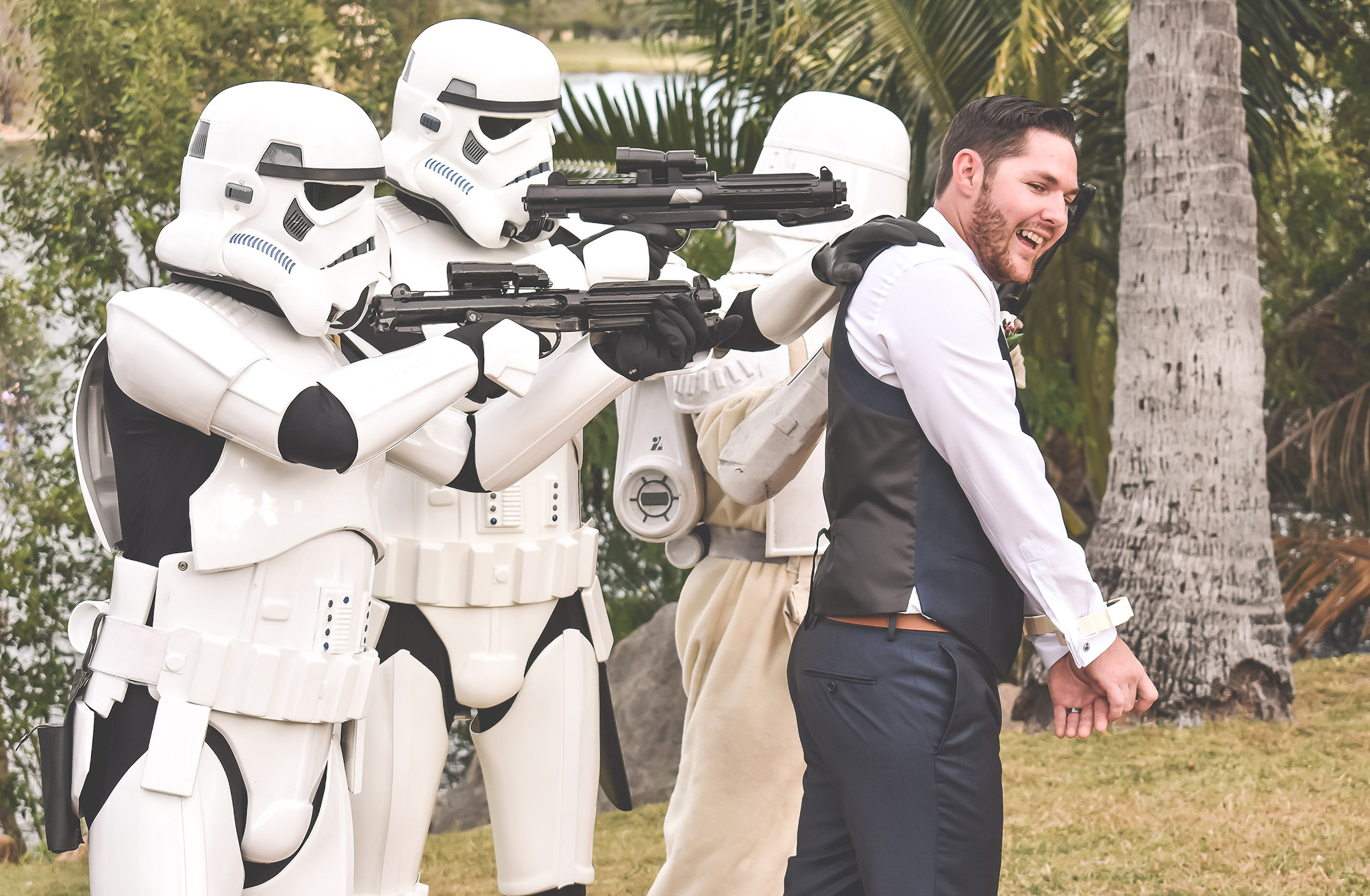 Cheyanne_Jonathan_Star-Wars-Wedding_008