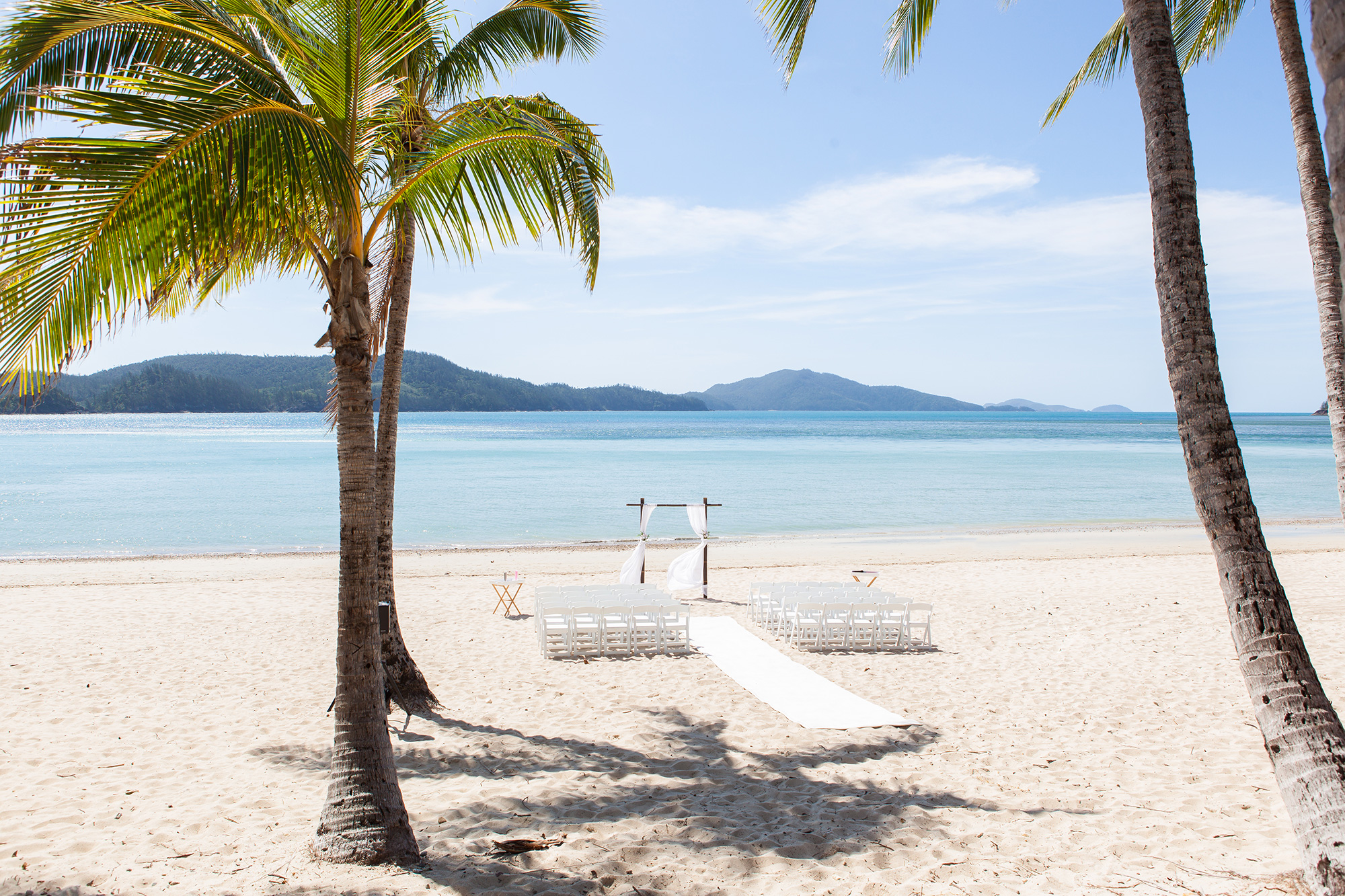 Christie Lee Brett Hamilton Island Wedding Chloe Tanner Photography 014