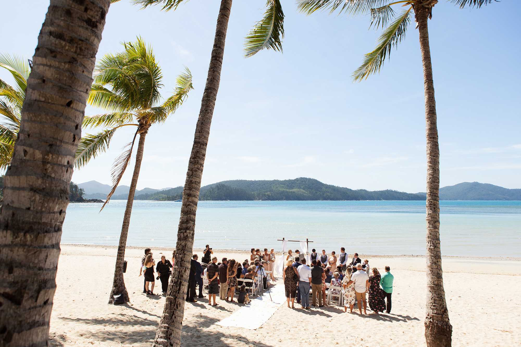 Christie Lee Brett Hamilton Island Wedding Chloe Tanner Photography 025