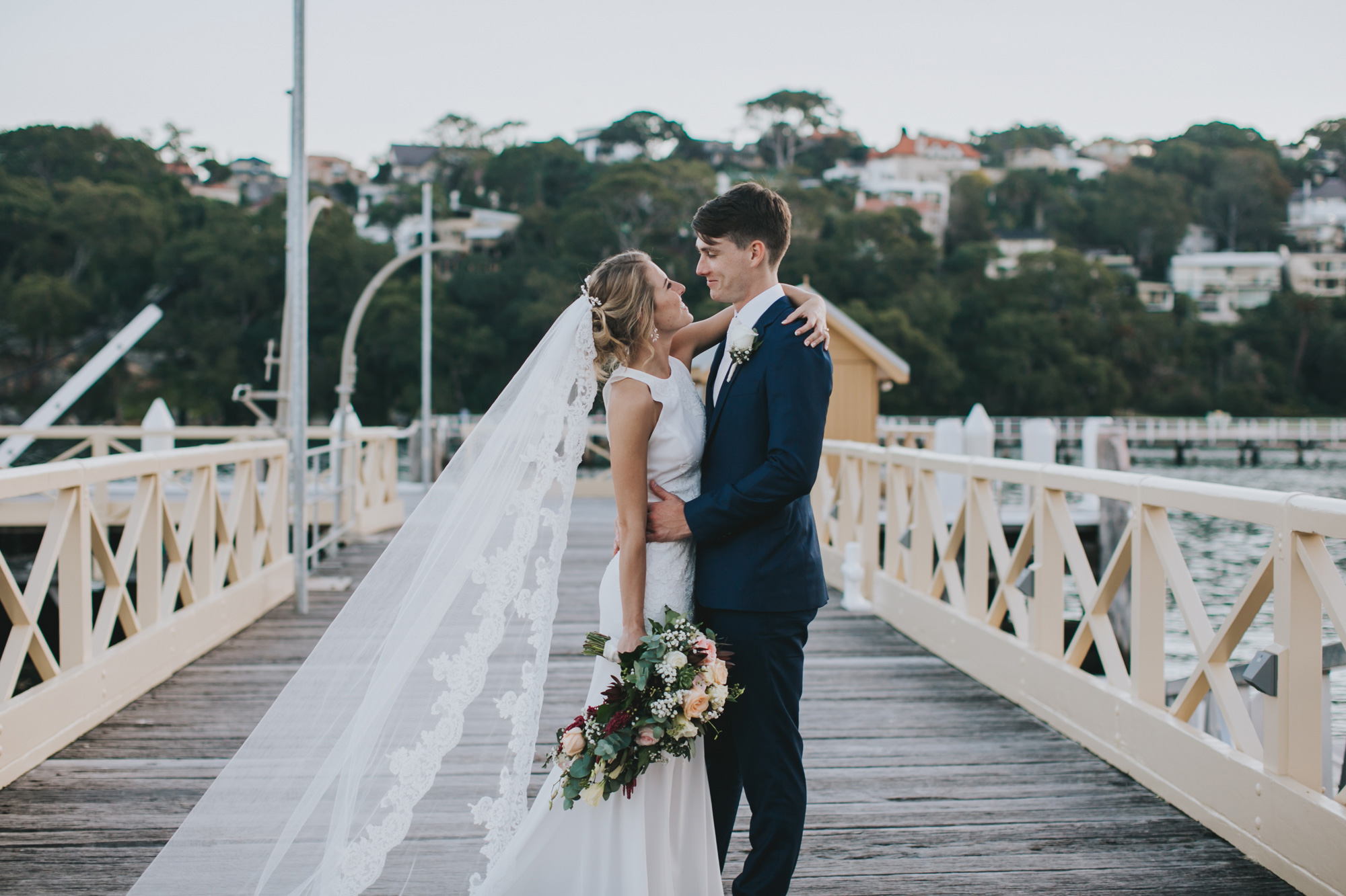 Claire_Ryan_Romantic-Waterfront-Wedding_023