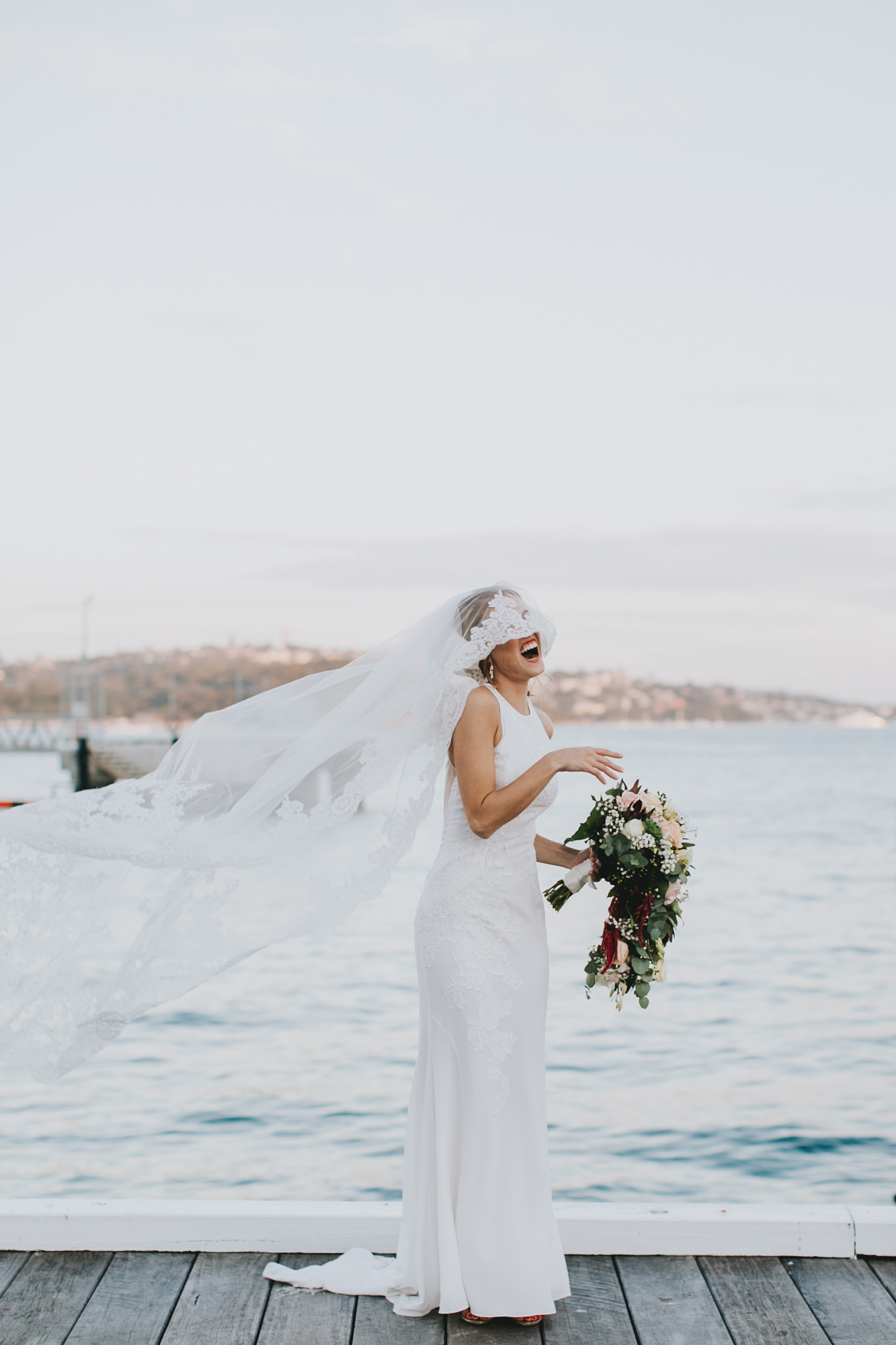 Claire_Ryan_Romantic-Waterfront-Wedding_025