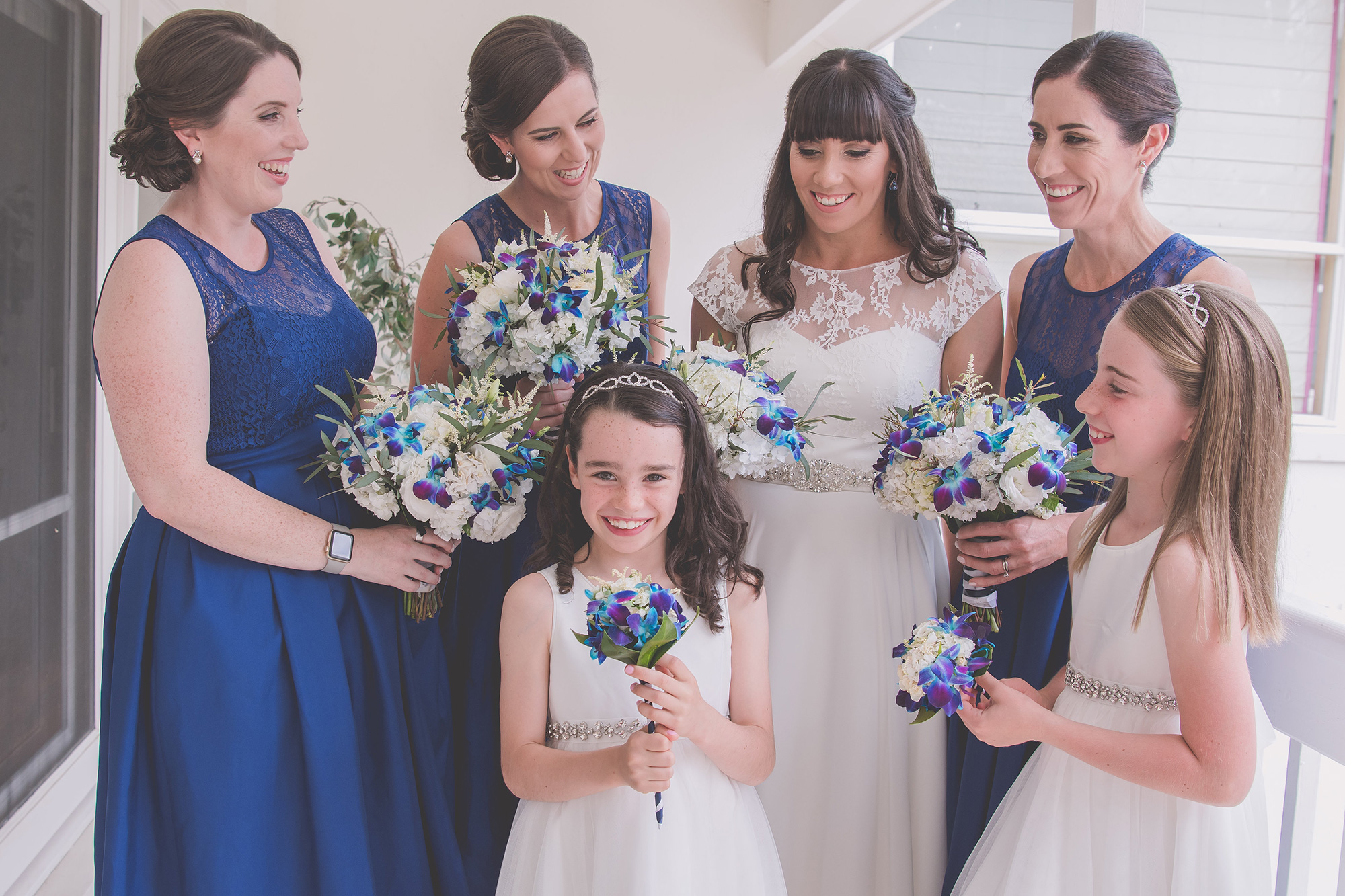 Clare_Christian_Blue-White-Wedding_Pause-the-Moment_005