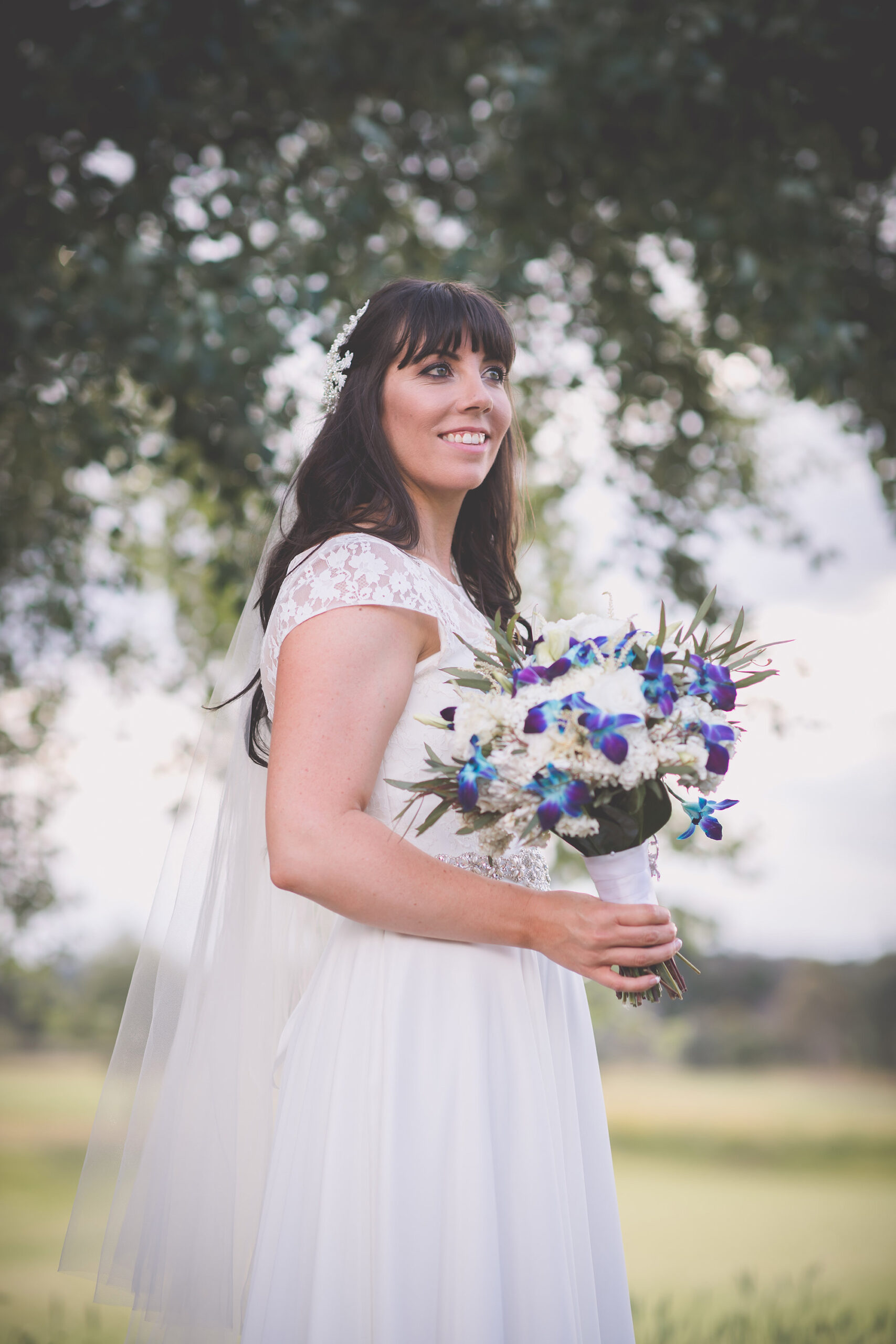 Clare_Christian_Blue-White-Wedding_Pause-the-Moment_044
