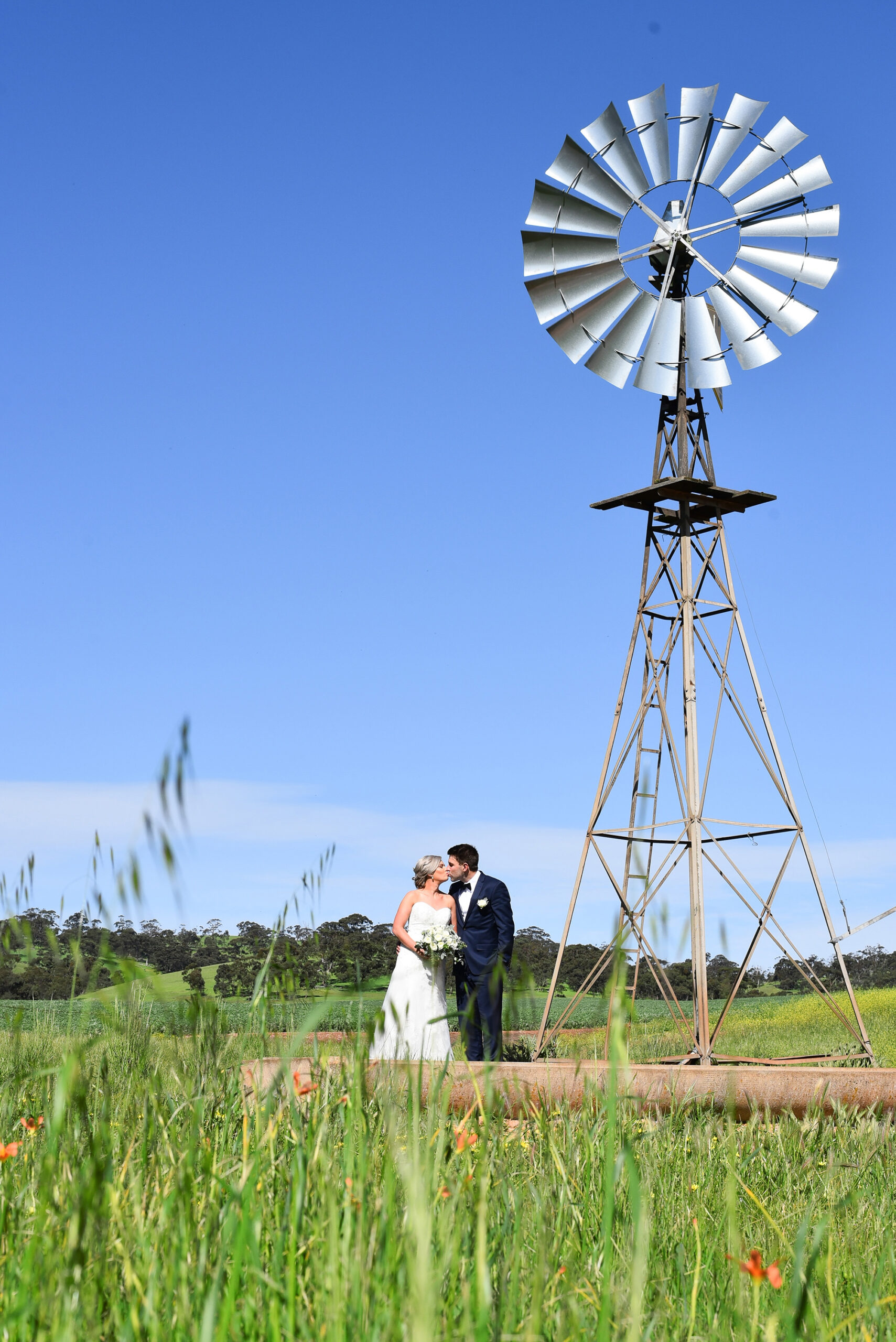 Crystal_Zach_Rustic-Farm-Wedding_016