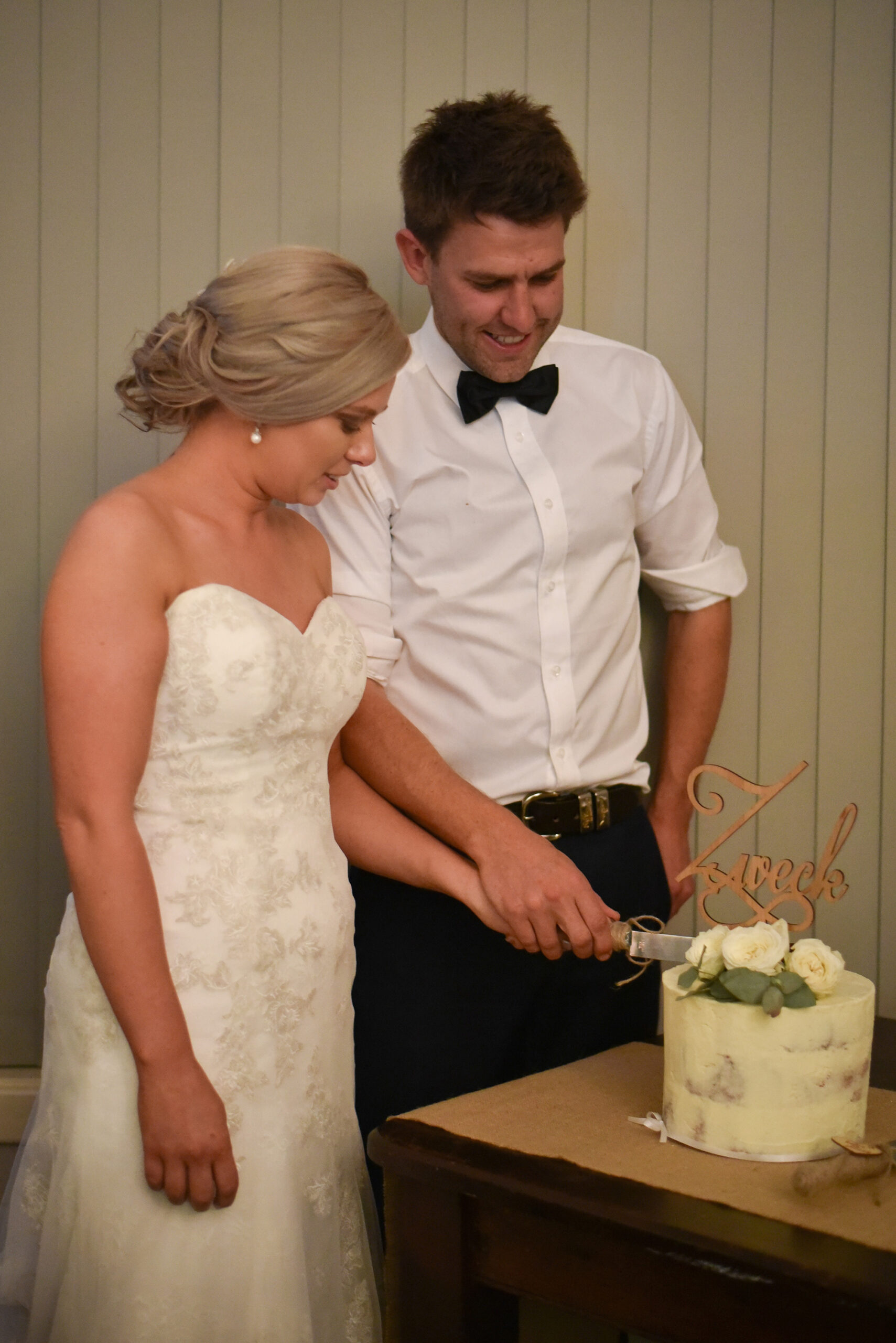 Crystal_Zach_Rustic-Farm-Wedding_042