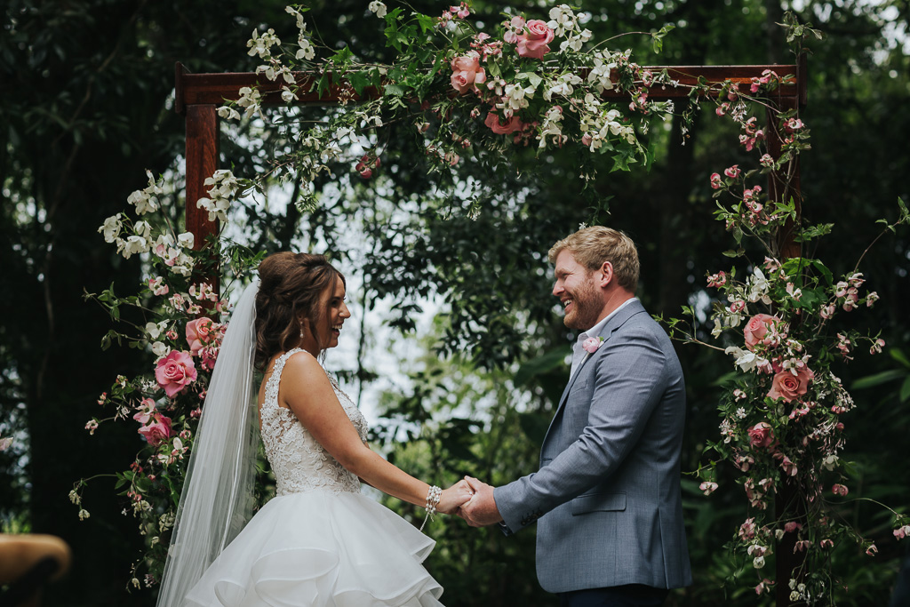 Dani_Garry_Romantic-Garden-Wedding_Bonnie-Jenkins-Photography_021