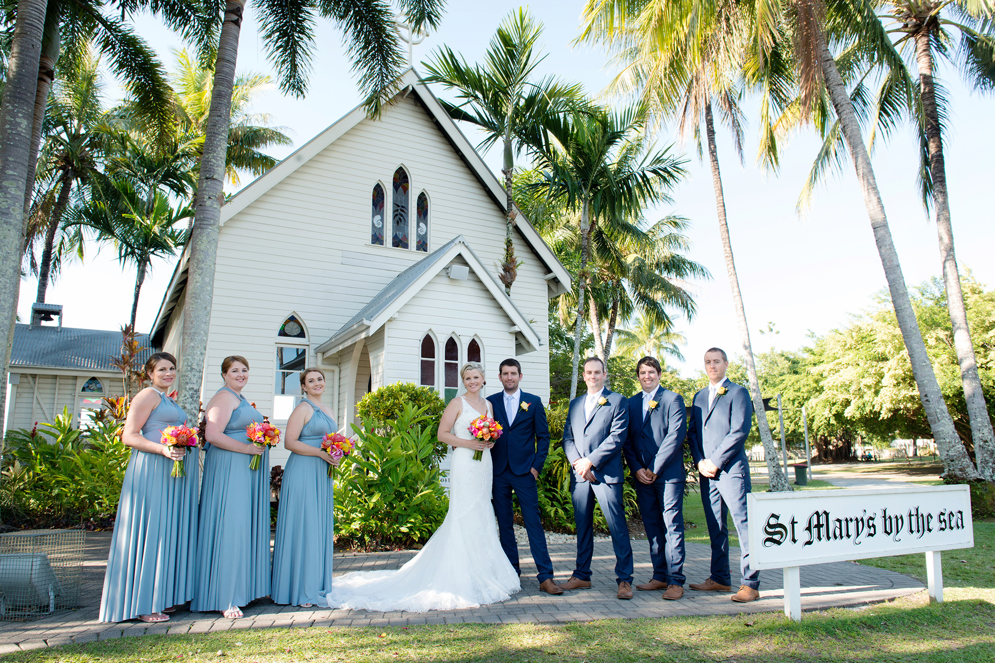 Danielle_Stephen_Port-Douglas-Wedding_017