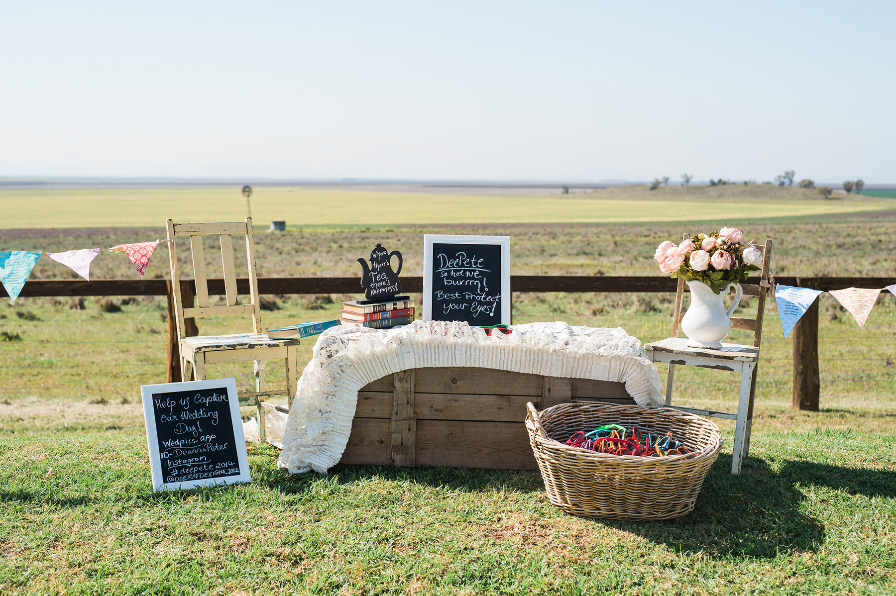 Deanna_Peter_Vintage-Country-Wedding_002