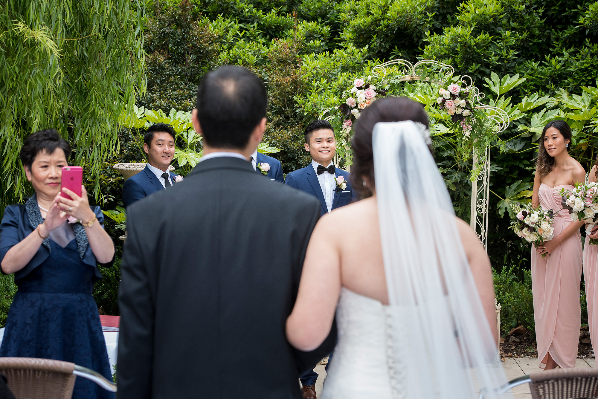 Doris_Kevin_Garden-Wedding_022