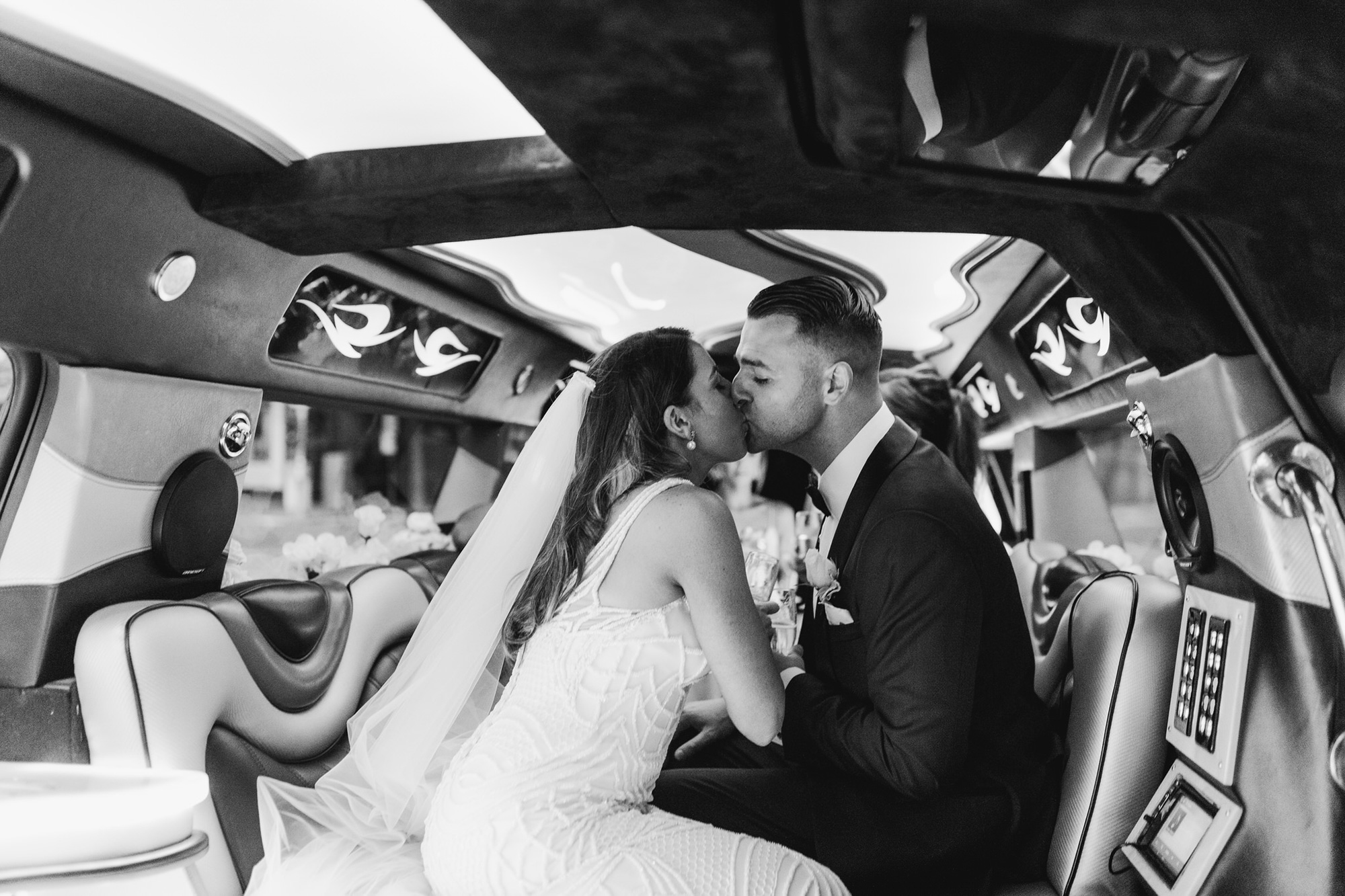 Elisia_Joel_Luxe-City-Wedding_Michael-Briggs-Photography_021