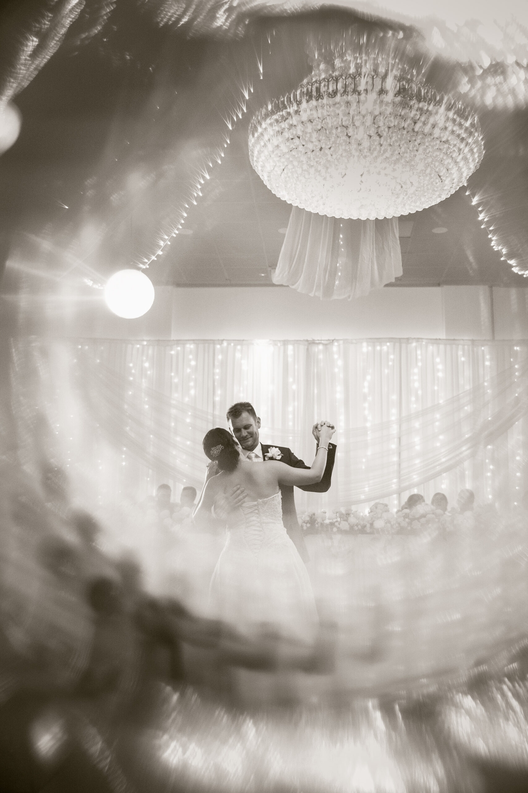Elisse Matt Romantic Elegant Wedding Tez Photography SBS 028 scaled