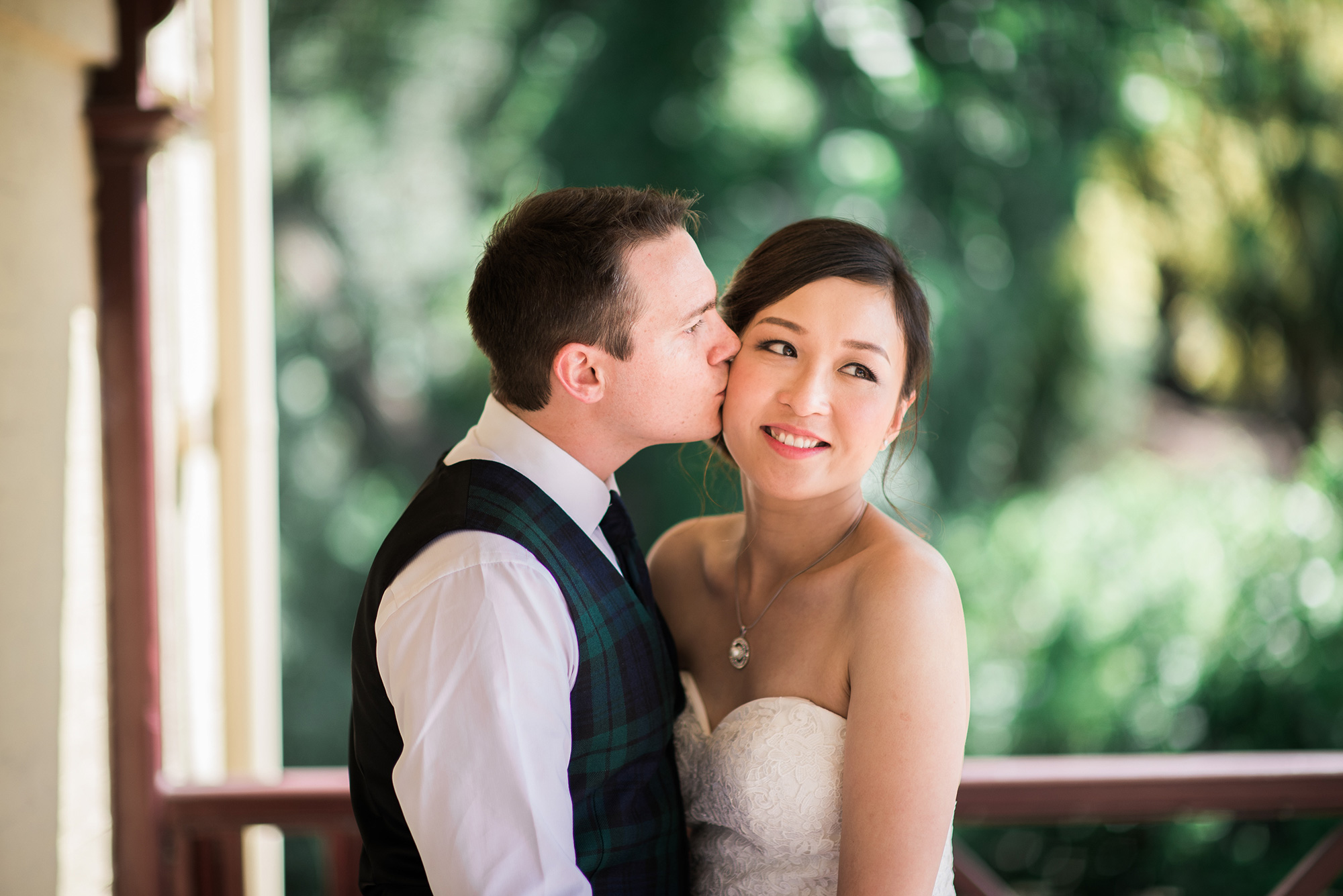 Ellen_Josh_Elegant-Garden-Wedding_033