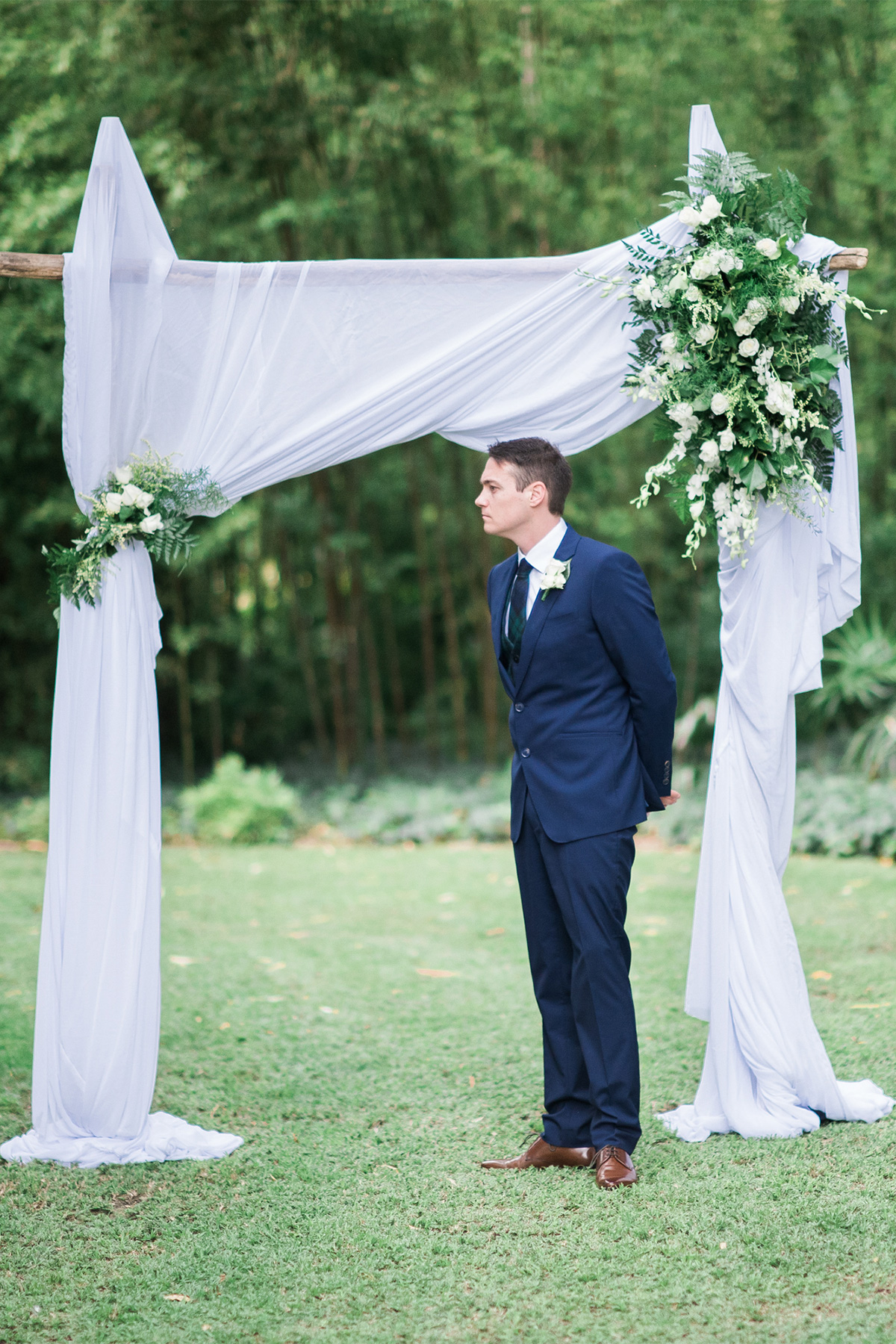 Ellen_Josh_Elegant-Garden-Wedding_SBS_010