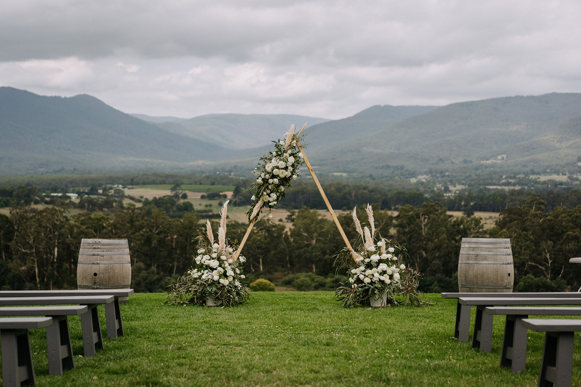 Ellie Brad Relaxed Boho Wedding Rick Liston 007