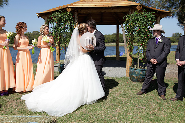 Emily_Luke_Country-Wedding_007