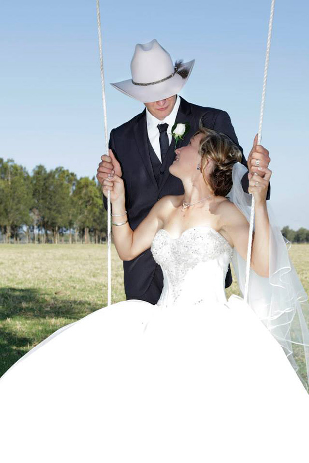 Emily_Luke_Country-Wedding_014