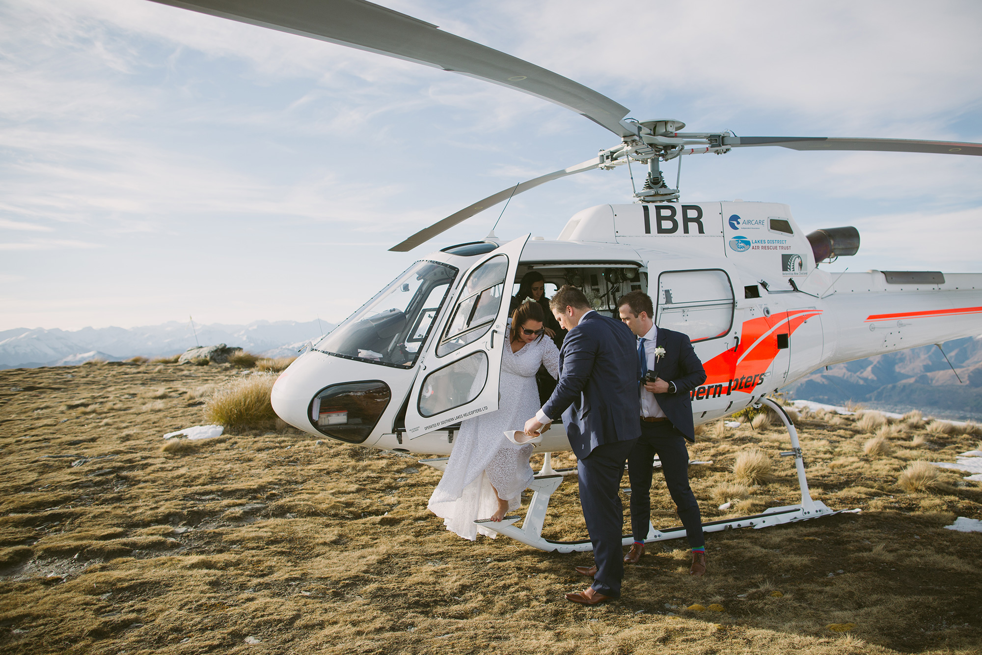 Emma_Beau_New-Zealand-Wedding_Alpine-Images_025