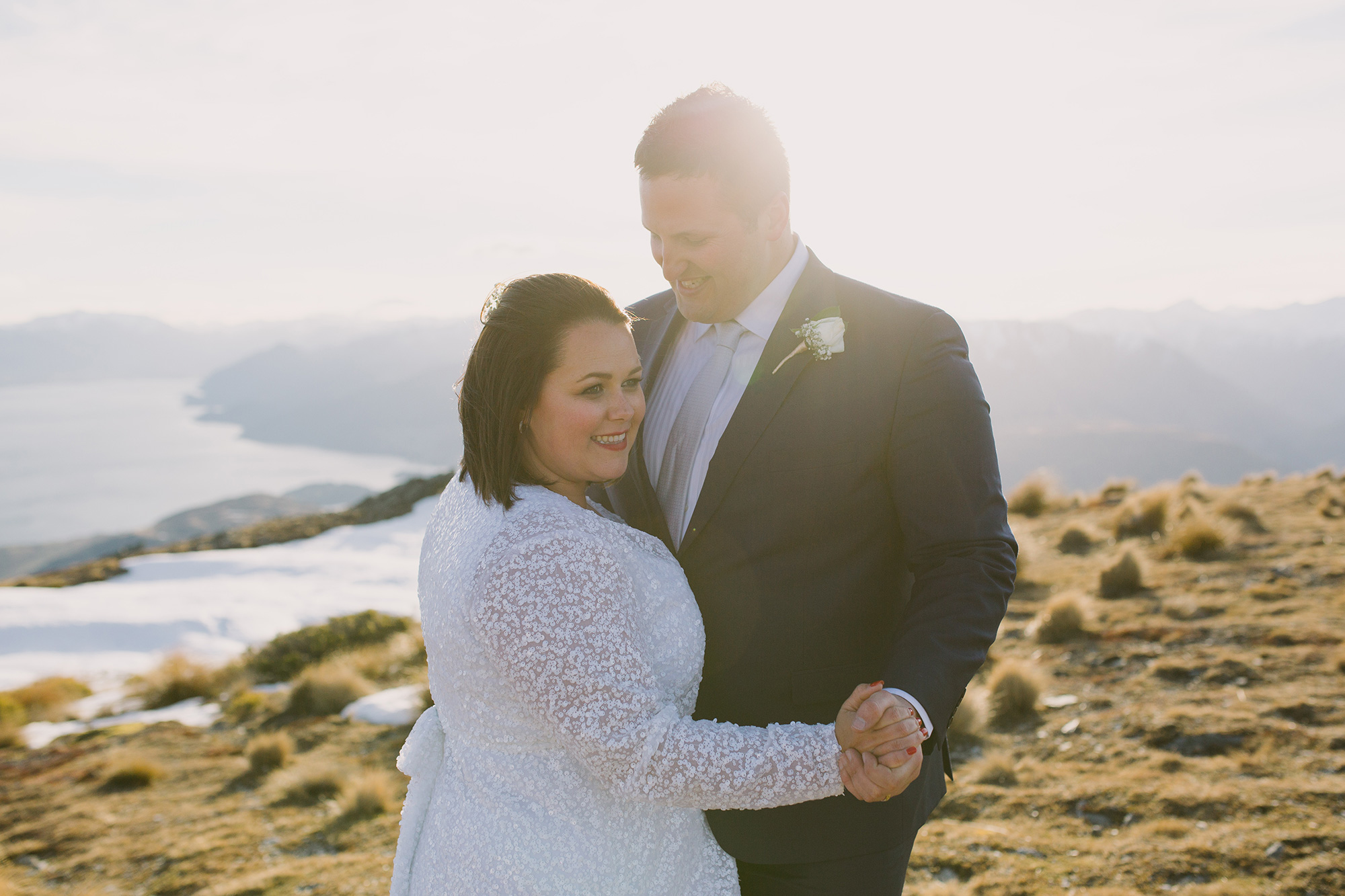 Emma_Beau_New-Zealand-Wedding_Alpine-Images_031
