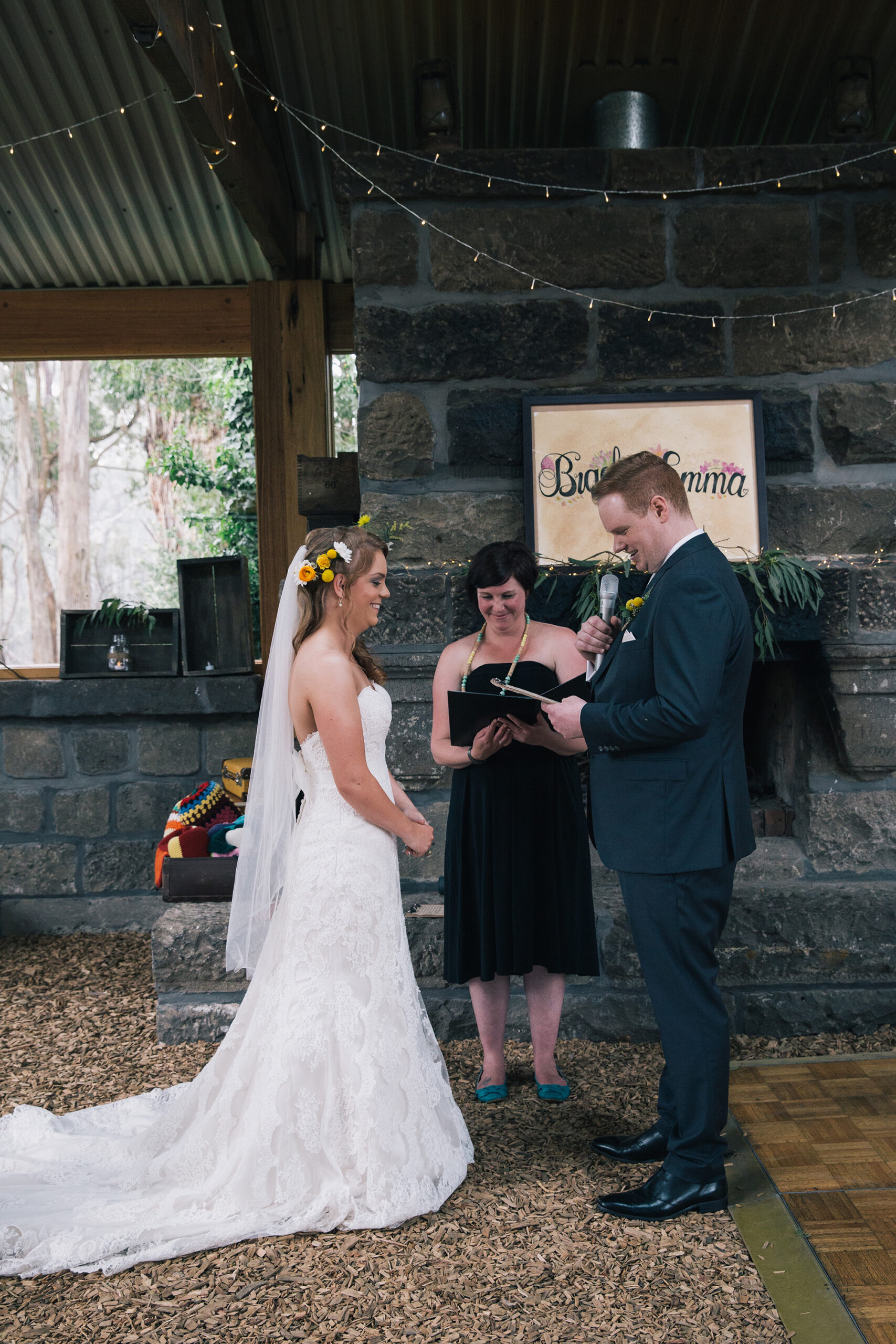 Emma_Brad_Rustic-Wedding_019