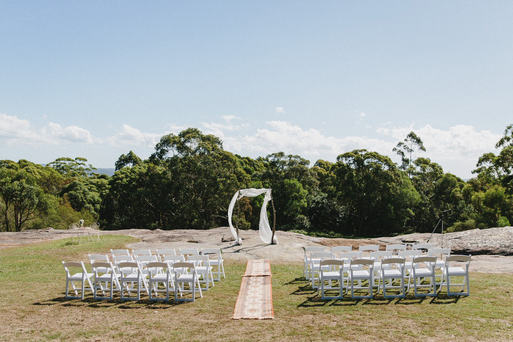 Emma_Dave_Relaxed-Rustic-Wedding_013