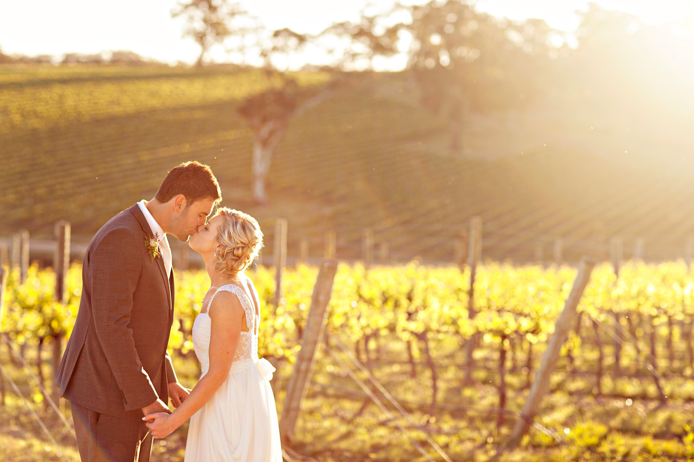 Emma_Jason_Vineyard-Wedding_010