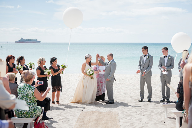 Emma_Joe_Beach-Wedding_025