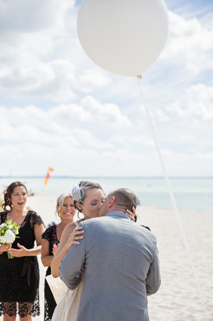 Emma_Joe_Beach-Wedding_309_014