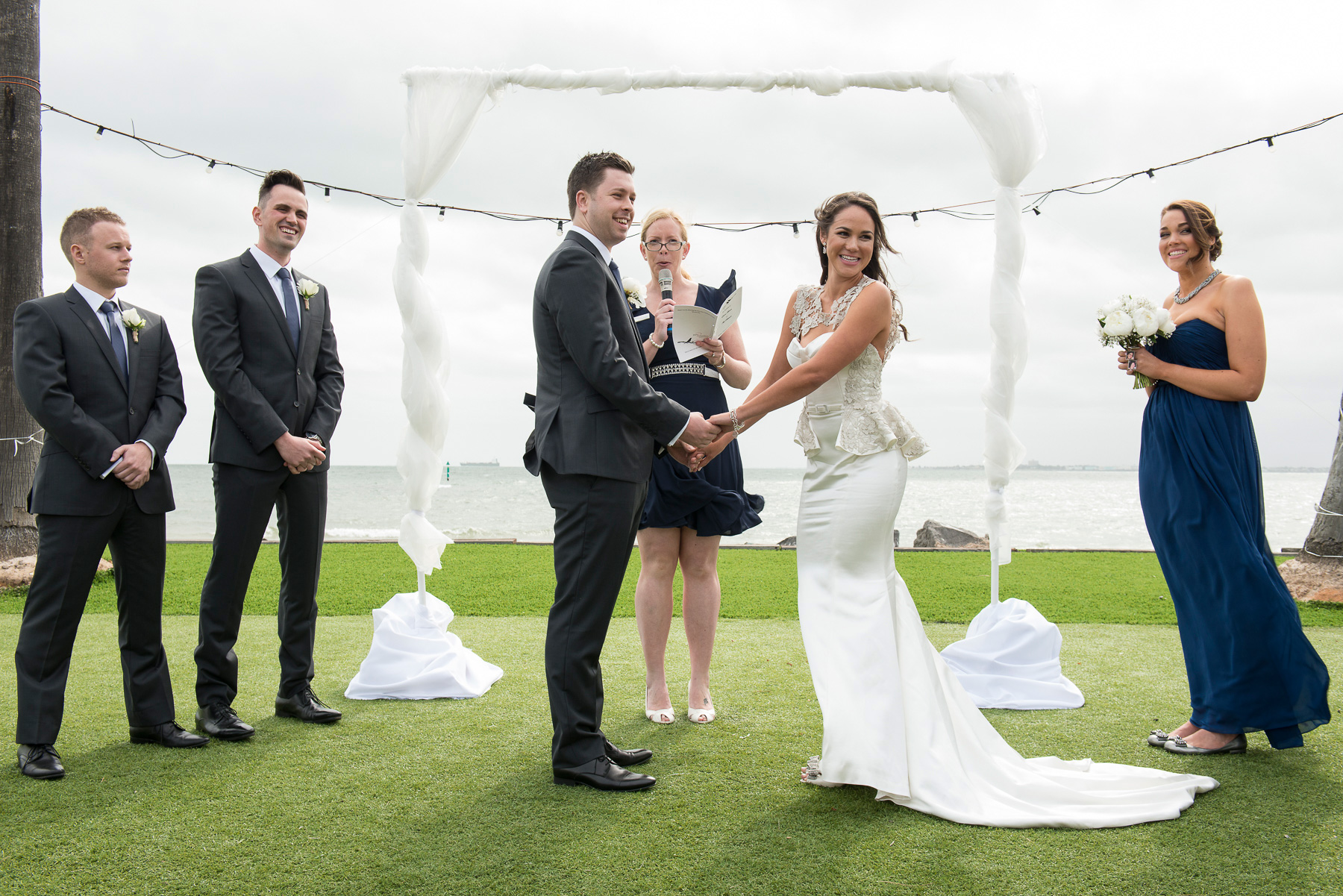 Emma_Tim_Bayside-Wedding_009