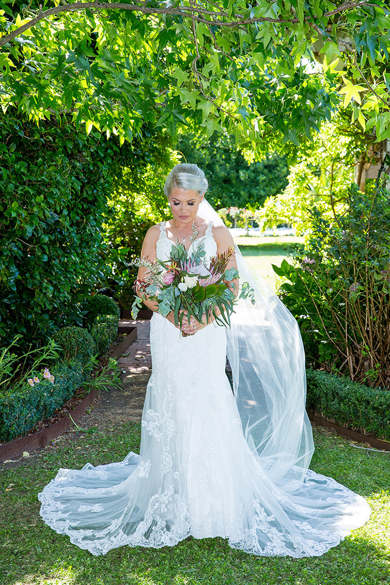 Emma_Zack_Classic-Rustic-Wedding_Glen-Watson-Photography_SBS_008