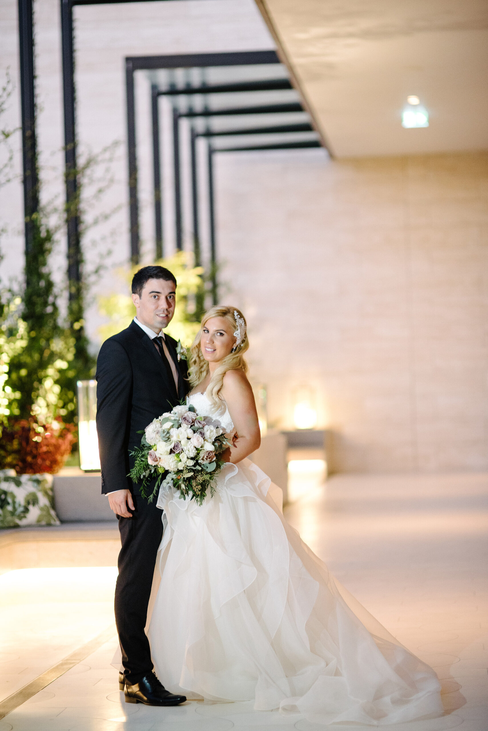 Ena_Amar_Modern-Romantic-Wedding_038