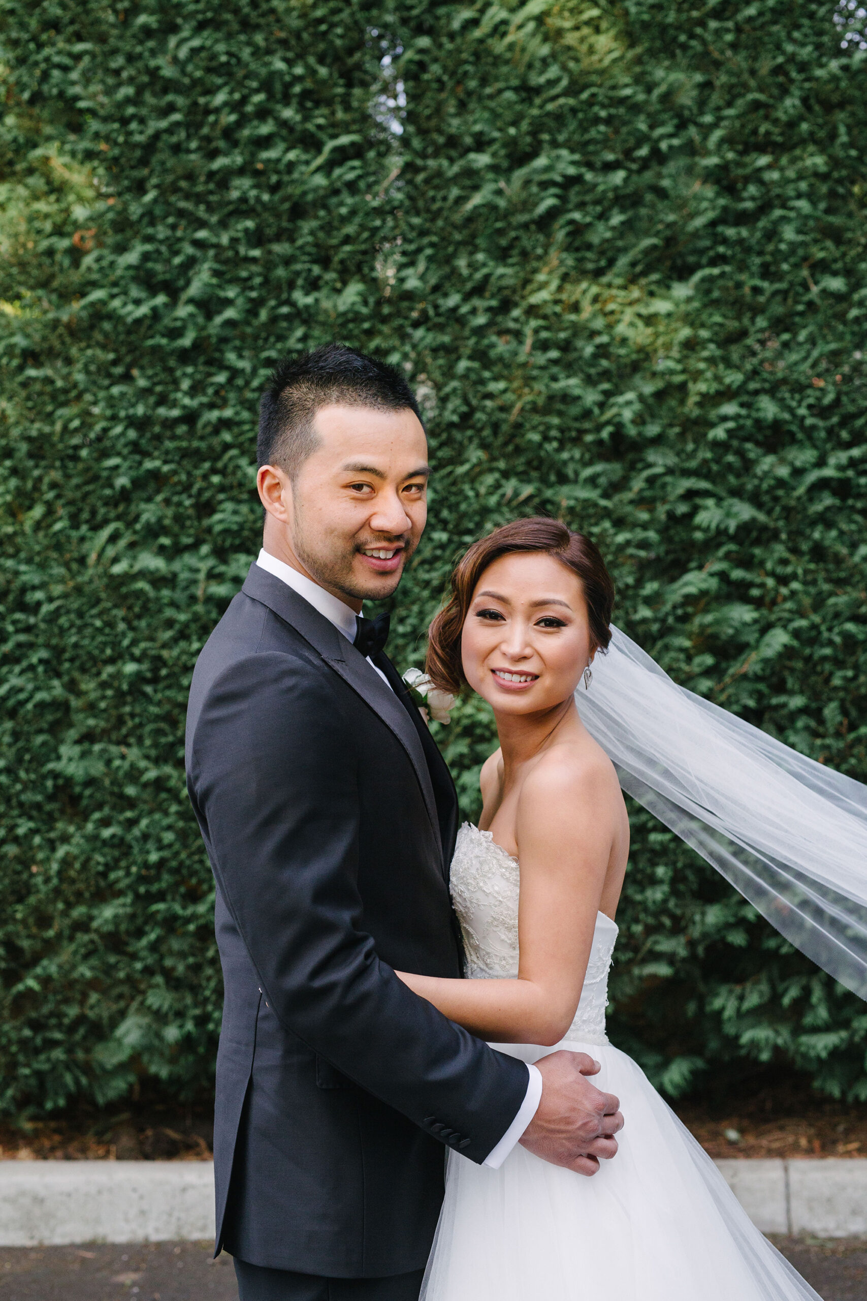 Eve_Phuc_Modern-Elegant-Wedding_Madeleine-Chiller-Photography_032