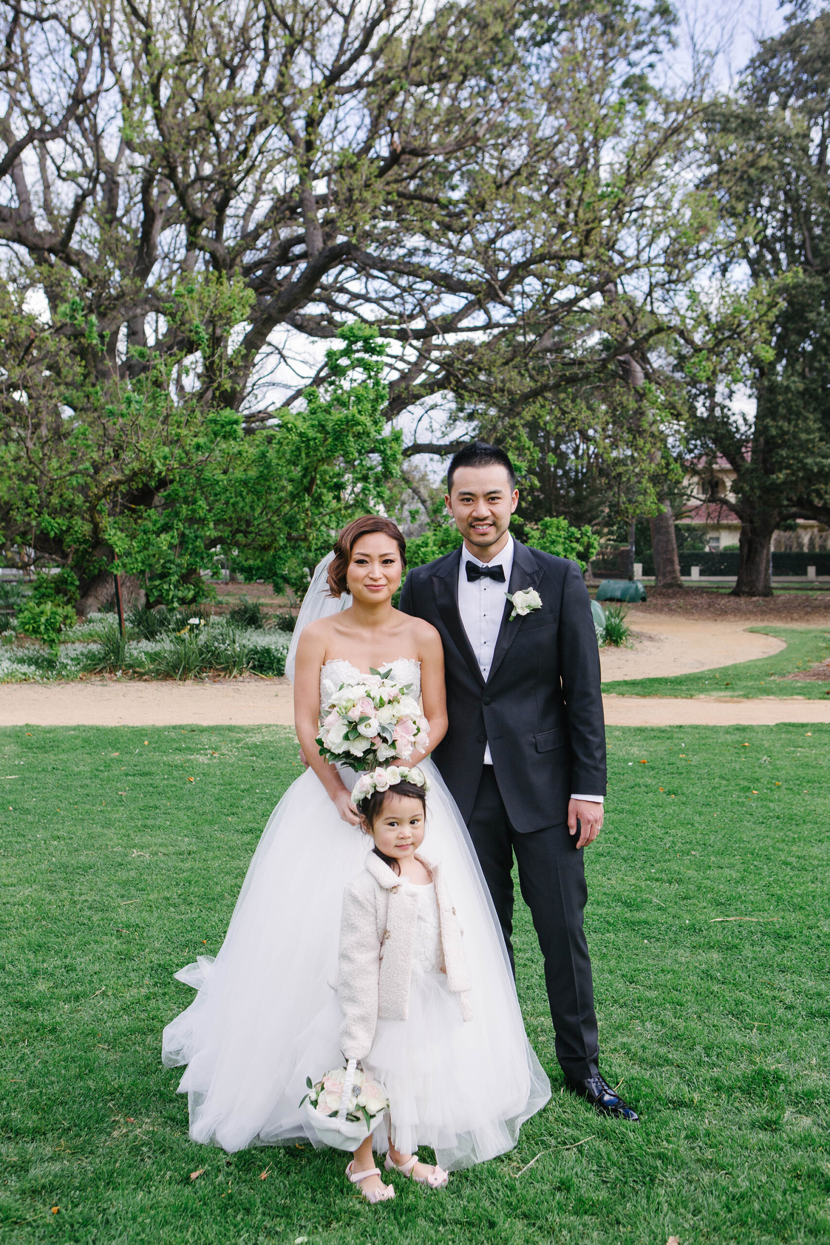 Eve_Phuc_Modern-Elegant-Wedding_Madeleine-Chiller-Photography_SBS_022