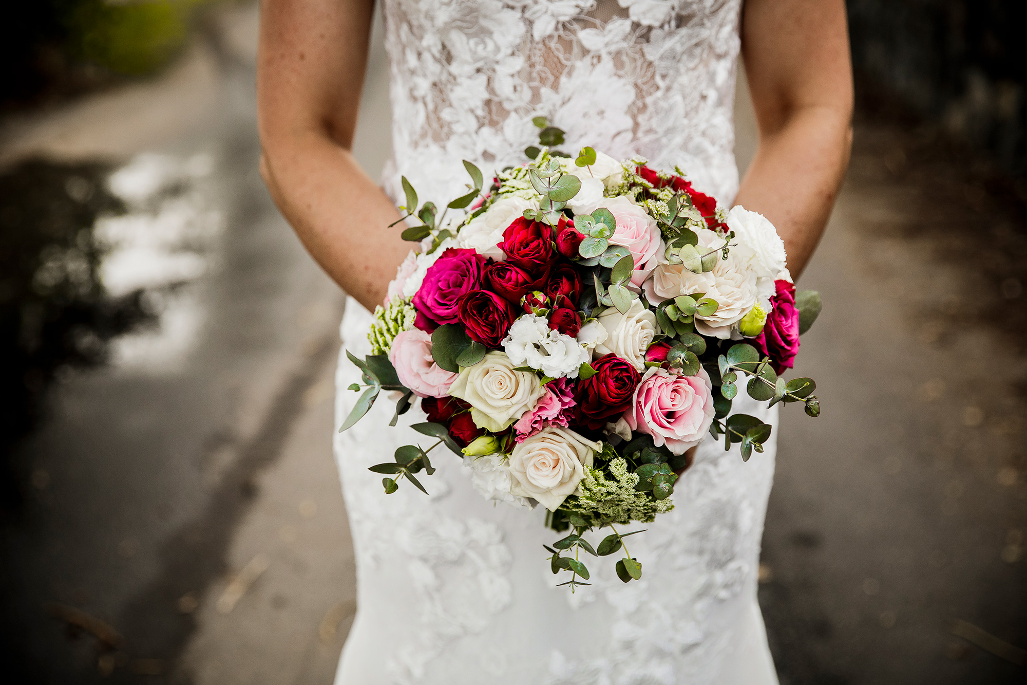 Fiona Pete Modern Romantic Wedding Ainslee Burke Photography 031