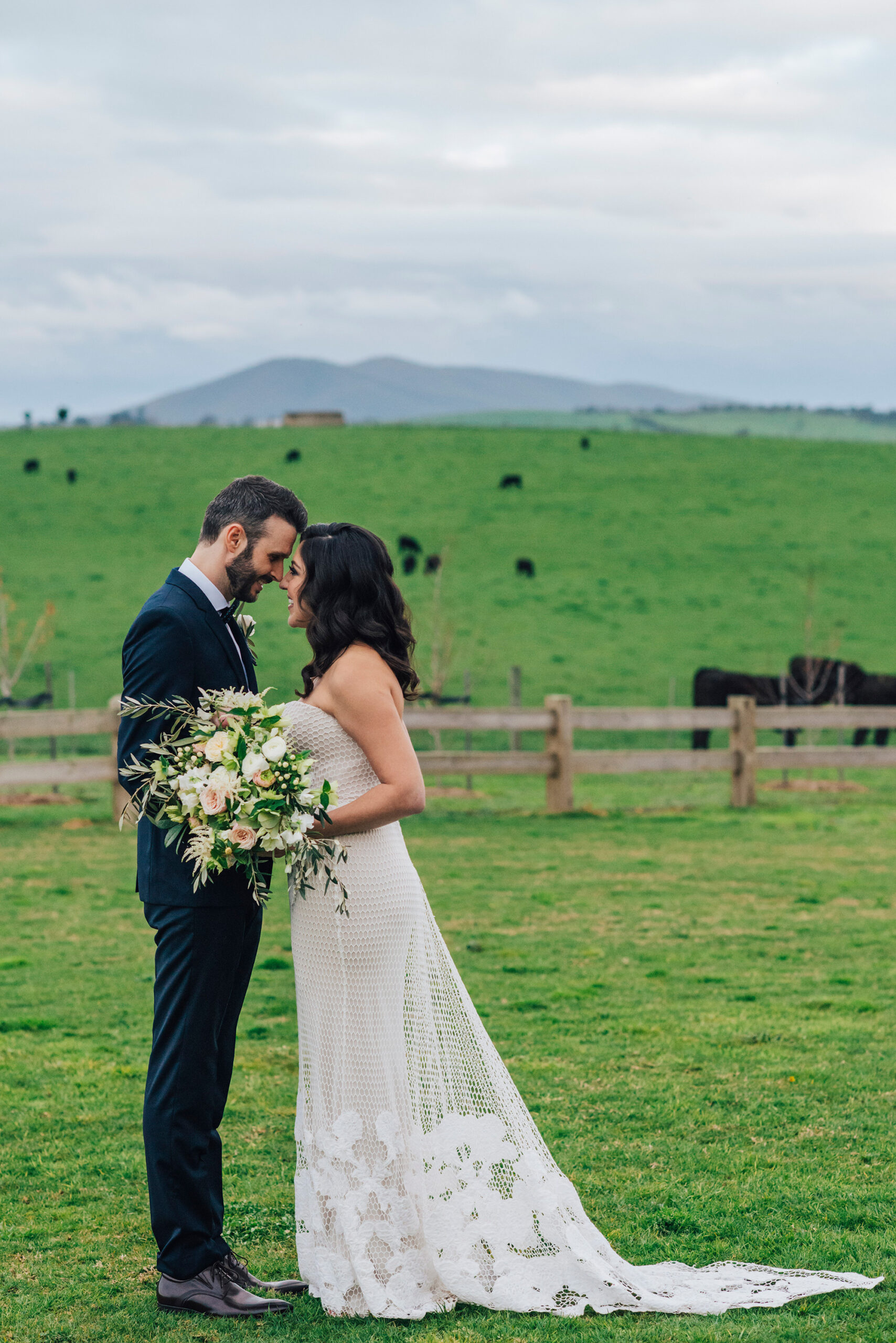 Frances_Chris_Elegant-Rustic-Wedding_024