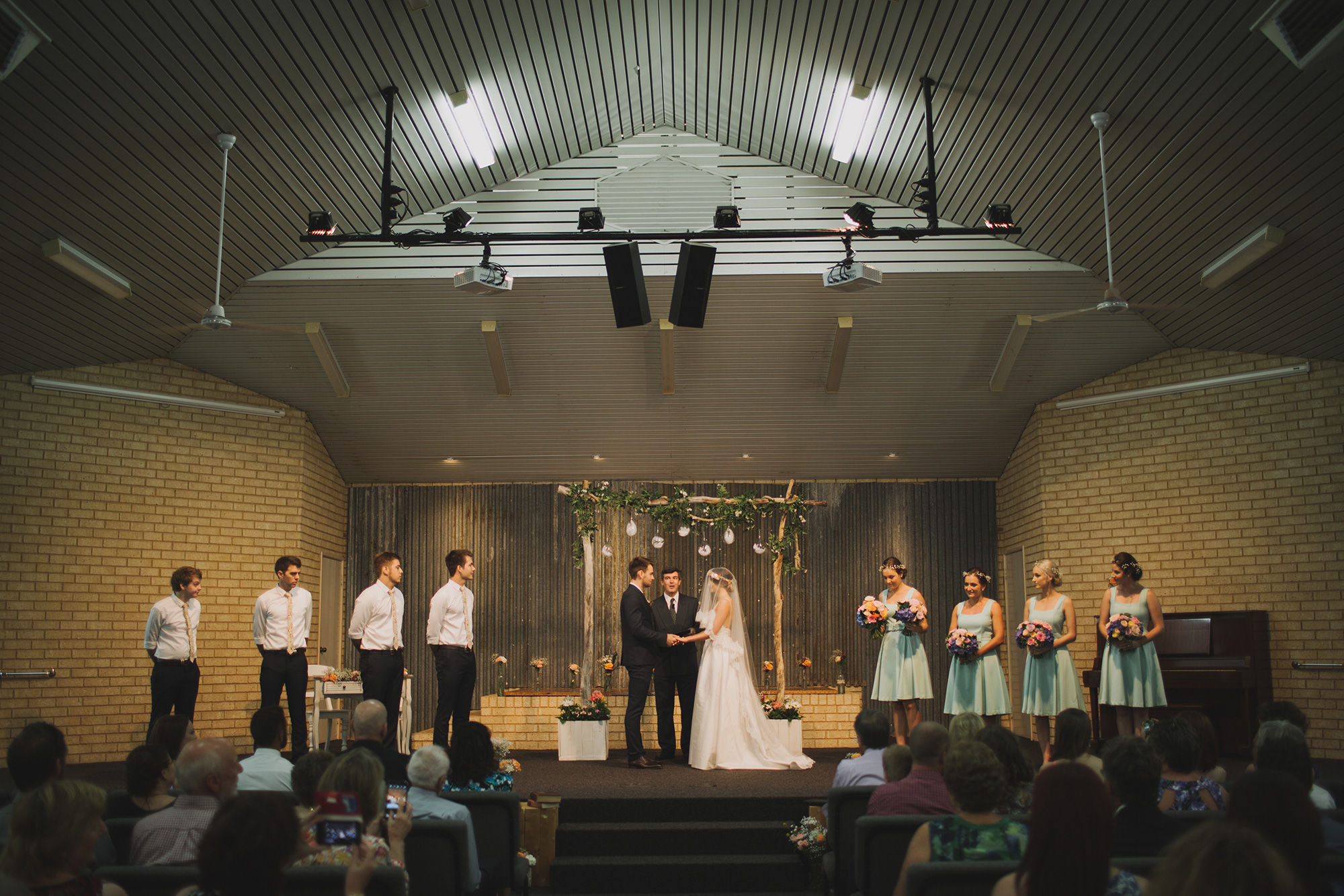 Georgia_Tim_Vintage-Beach-Wedding_025